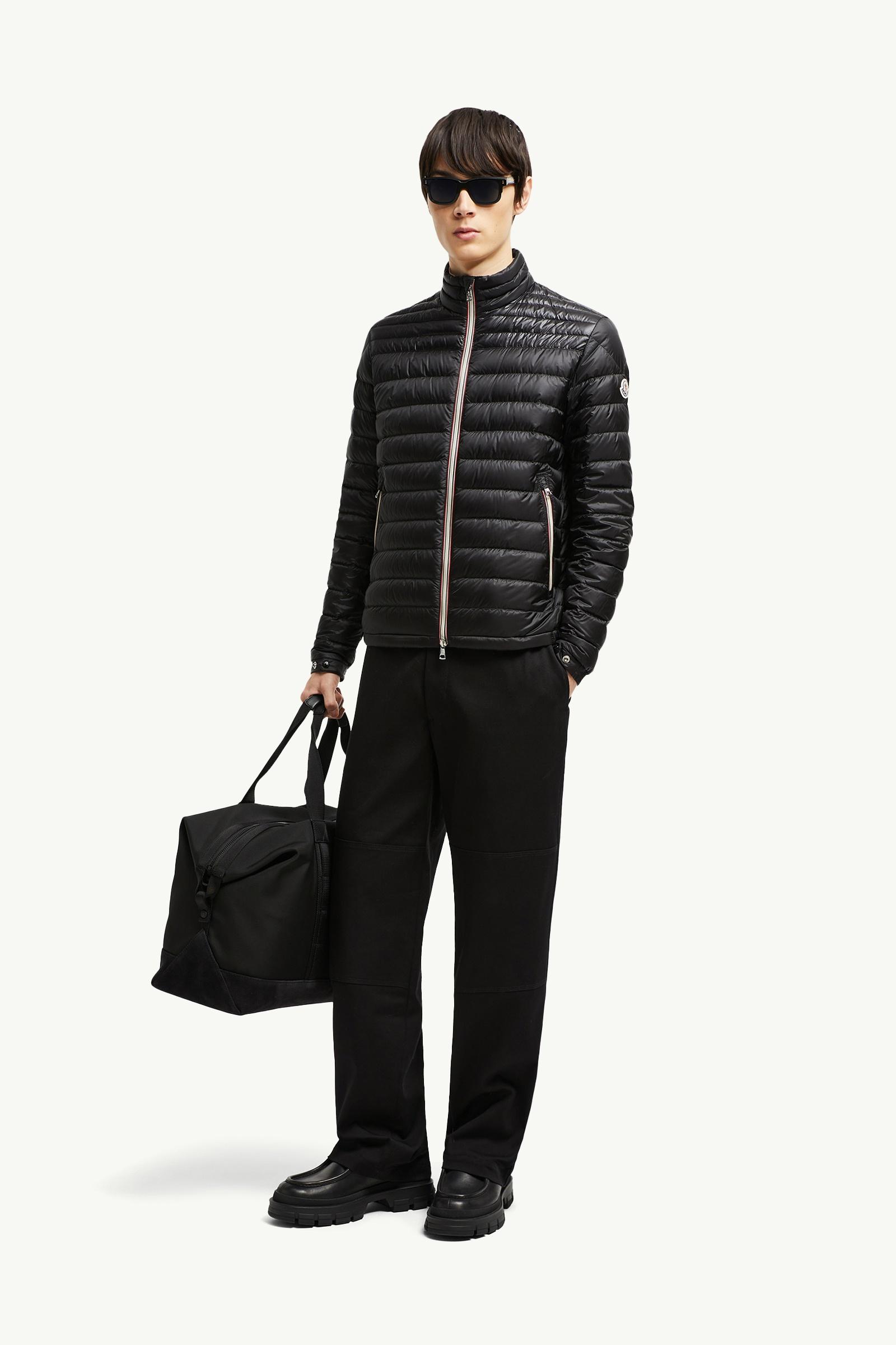 MONCLER モンクレール　Daniel ダニエル　サイズ0 Black Daniel Short Down Jacket - Short Down Jackets for Men