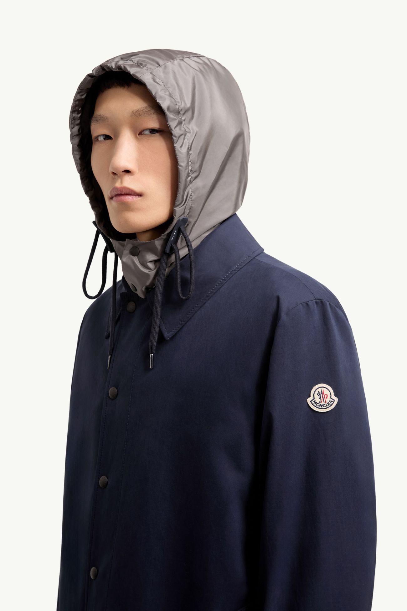 Parka plumífero larga con capucha Kervoyal Hombre Azul marino Moncler 1