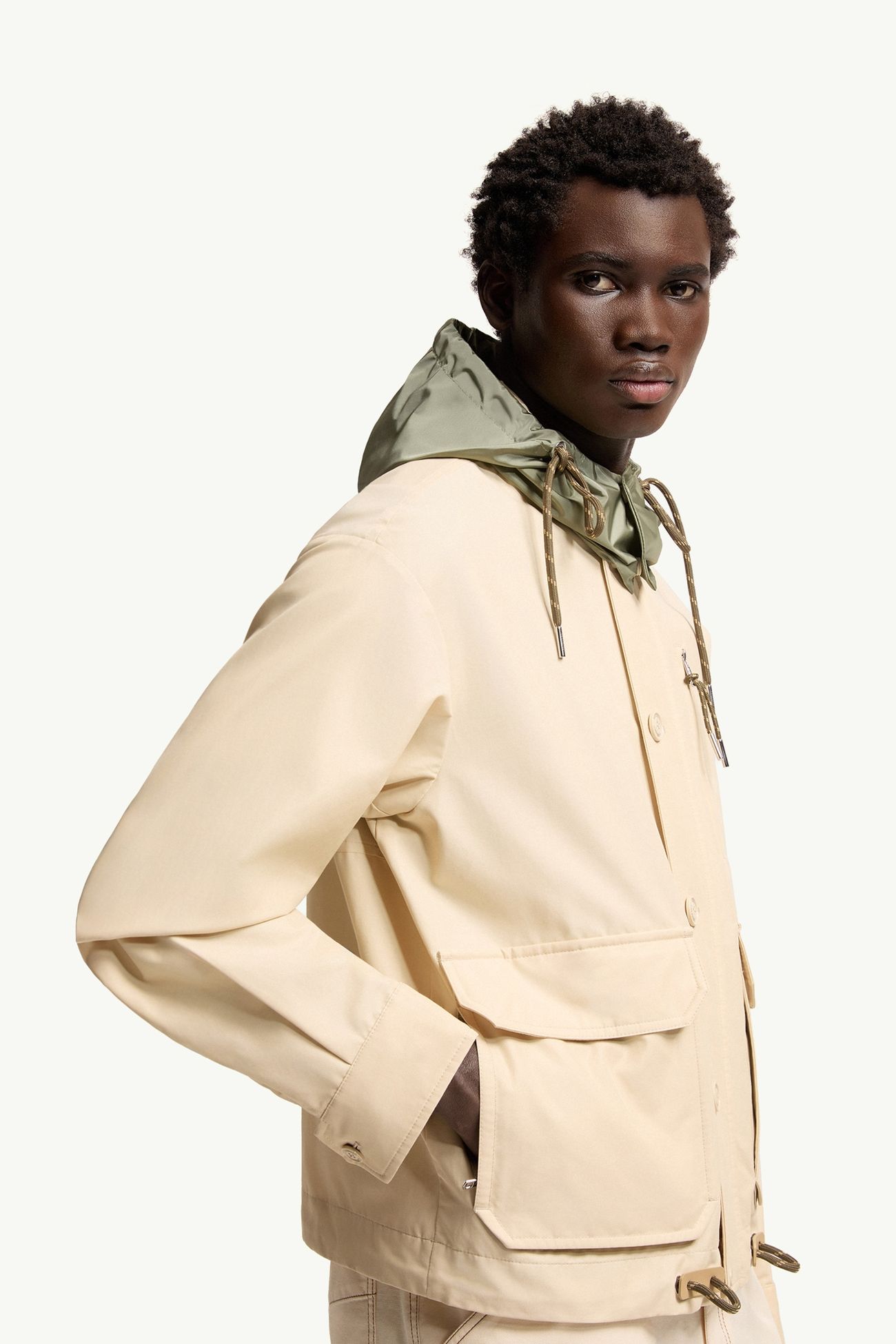 Surhemise Montmirail en sergé Hommes Beige Clair Moncler 5