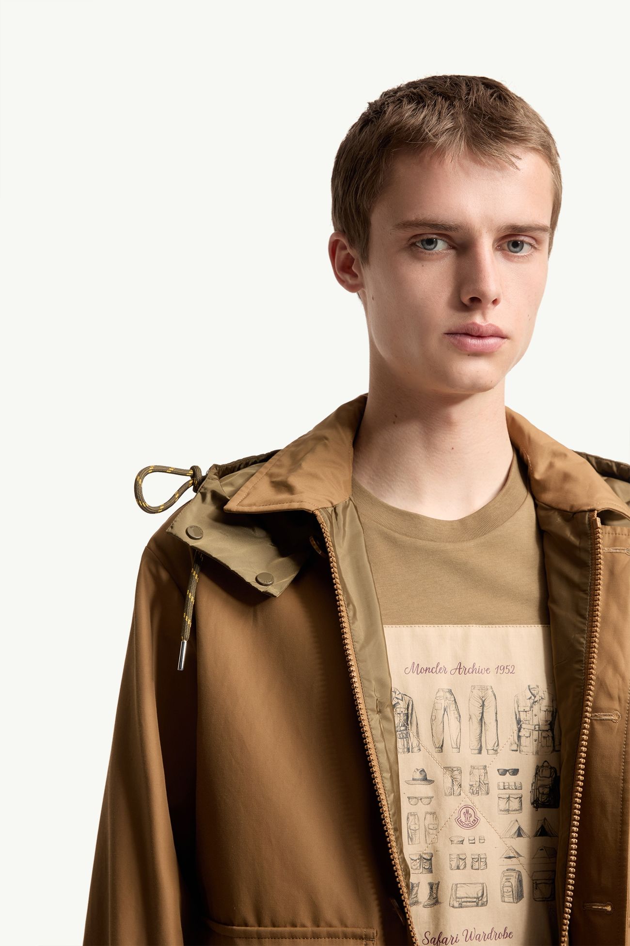 Surhemise Montmirail en sergé Hommes Beige Chameau Moncler 5