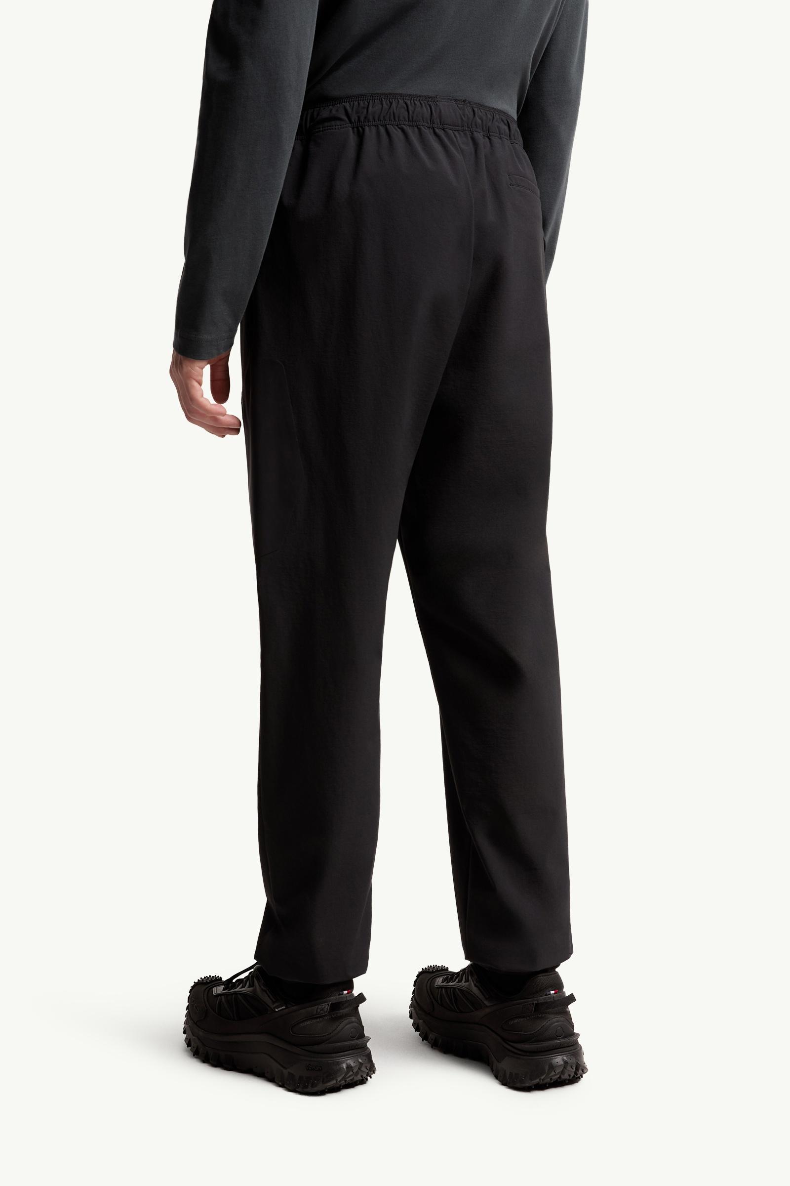 Black Logo Sweatpants - Pants & Shorts for Men | Moncler US