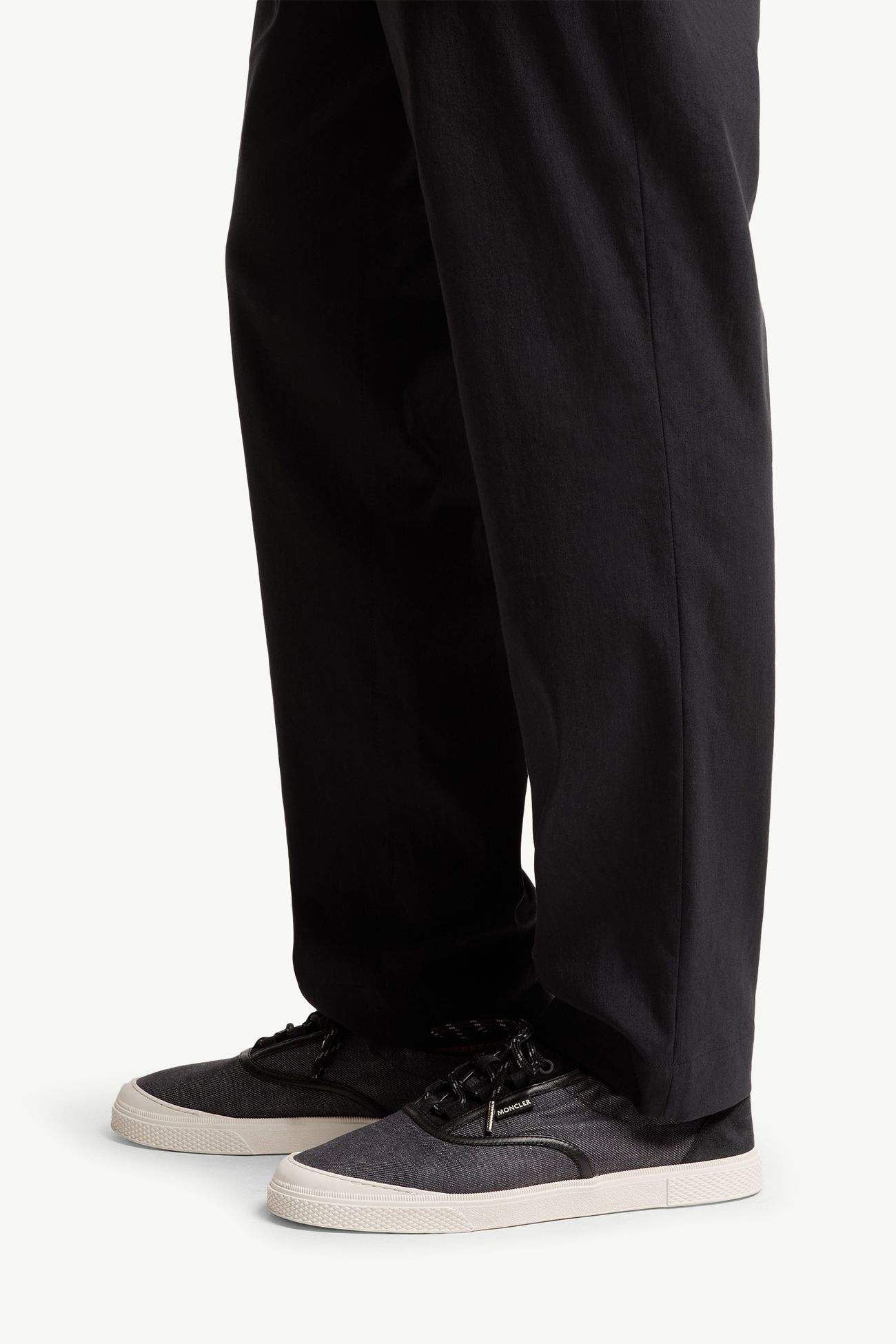 Technical Linen Blend Trousers Men Navy Blue Moncler 1