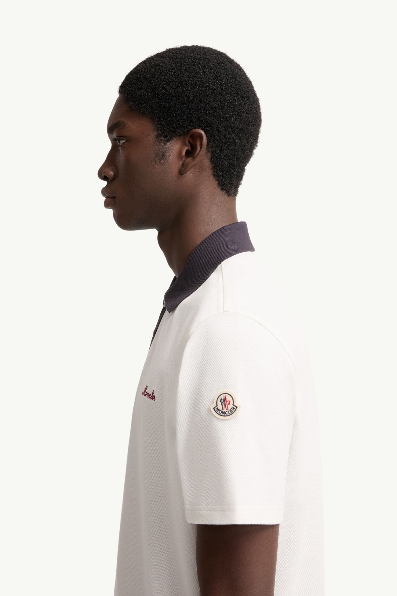 Polo in piquet di cotone con logo ricamato Uomo Bianco Moncler 1
