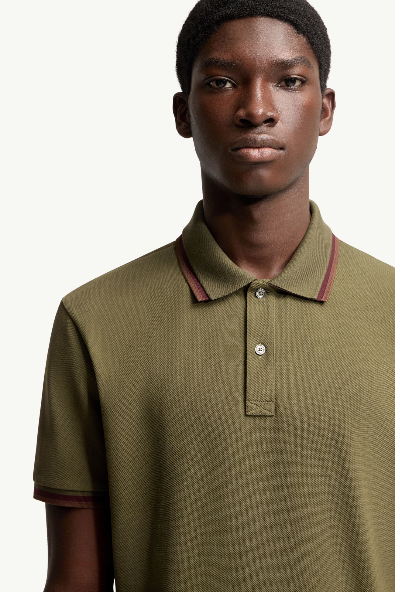 Poloshirt aus Baumwollpiqué mit doppeltem Kragen Herren Olivgrün Moncler 5