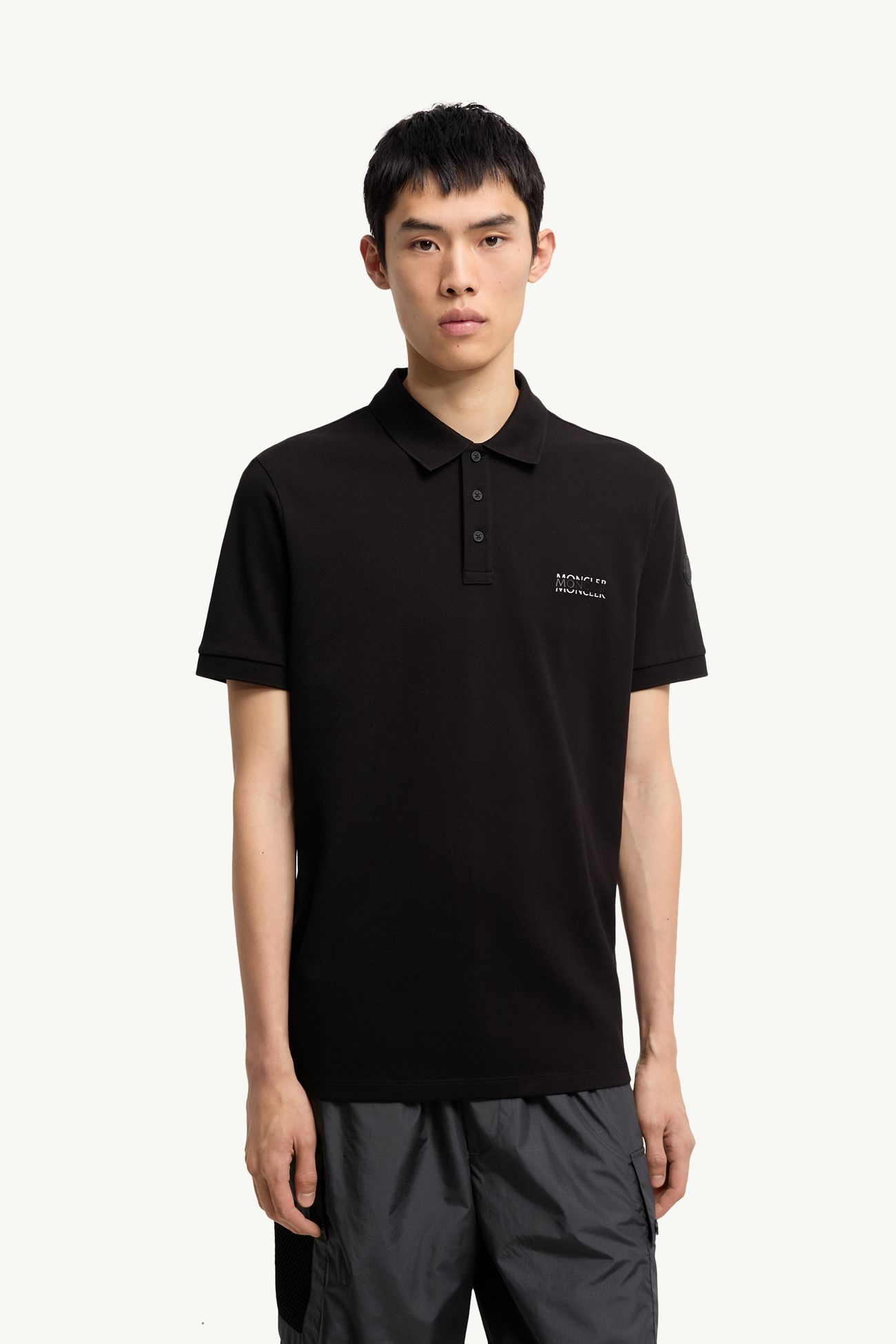 Piqué-Poloshirt mit Logoaufnäher Herren Schwarz Moncler 3