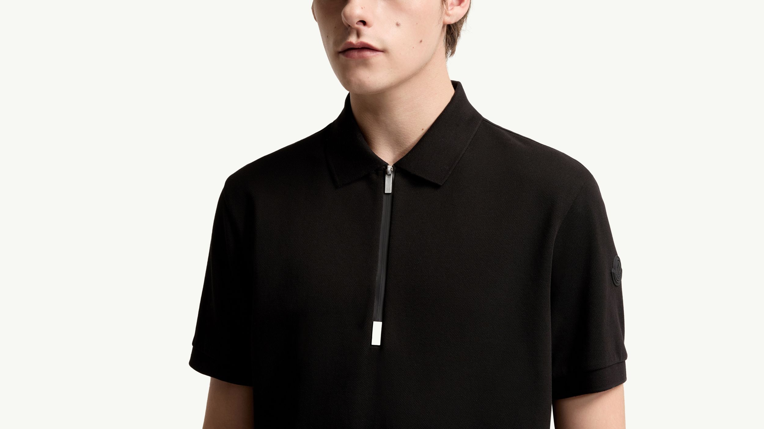 Slide 1 - product.feature.detailmetalzip.title