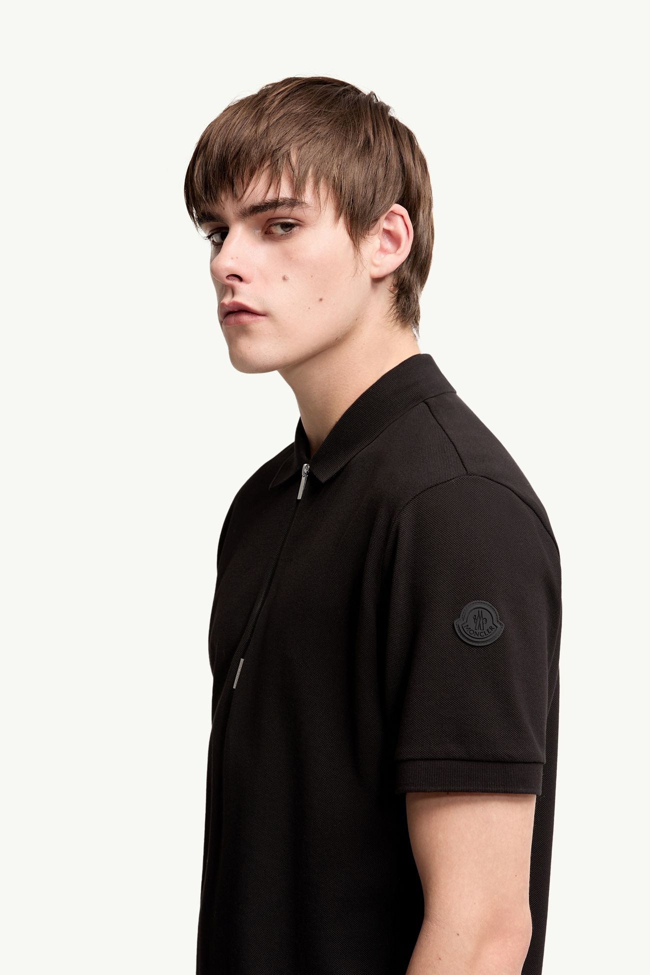 Poloshirt aus Baumwollpiqué mit halbem Reißverschluss und Logo Herren Schwarz Moncler 1