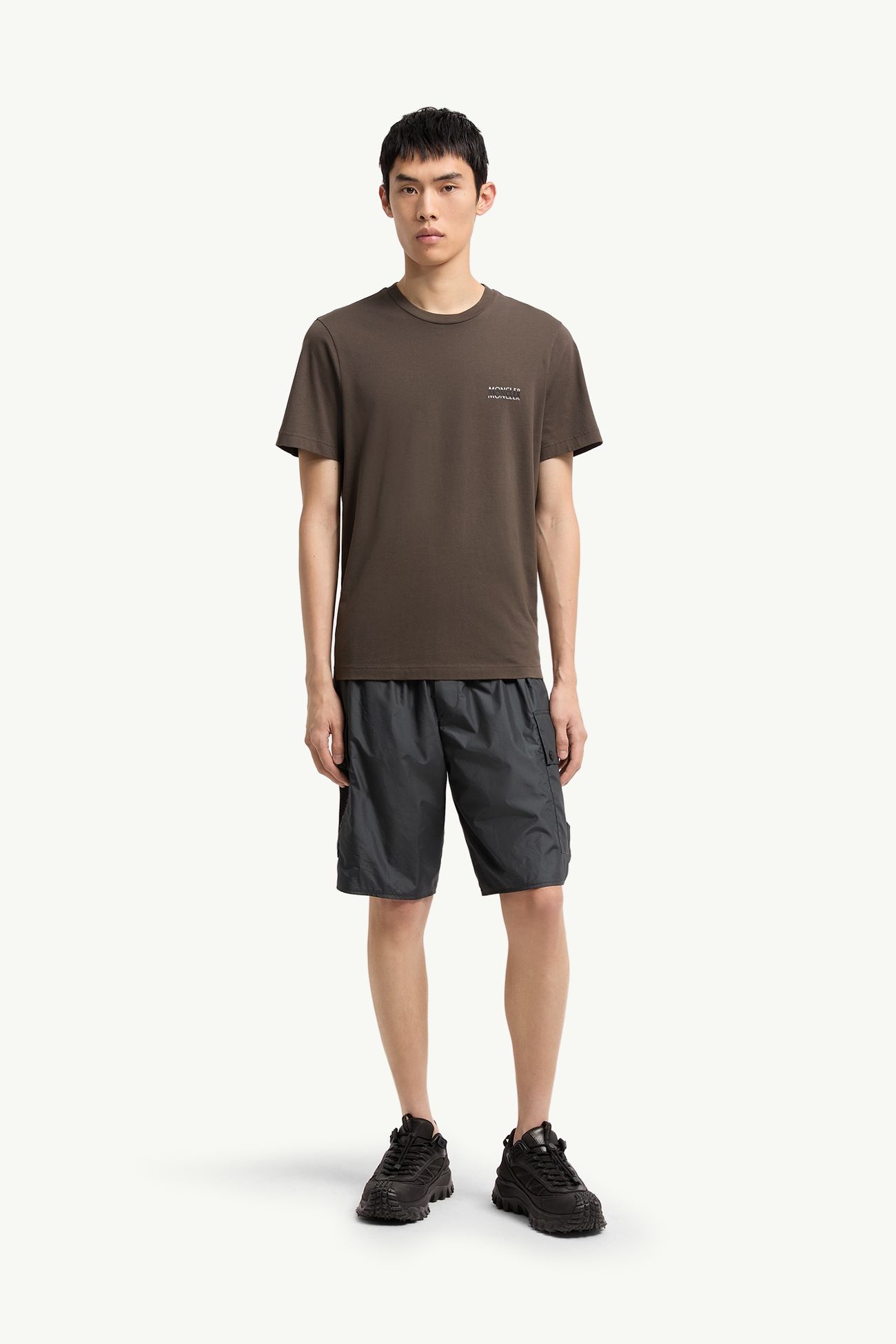 T-shirt in jersey di cotone con logo Uomo Marrone Moncler 0