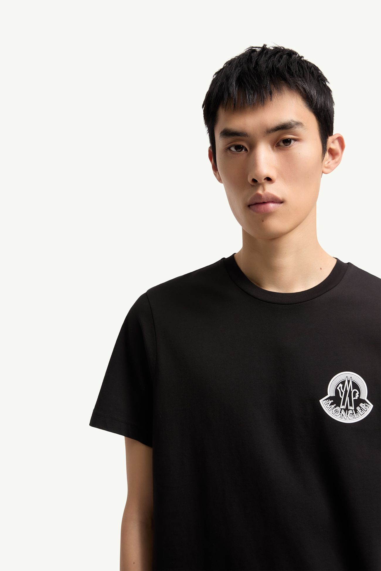 ブラック Tシャツ : Tシャツ＆ポロシャツ 向けの メンズ | モンクレール