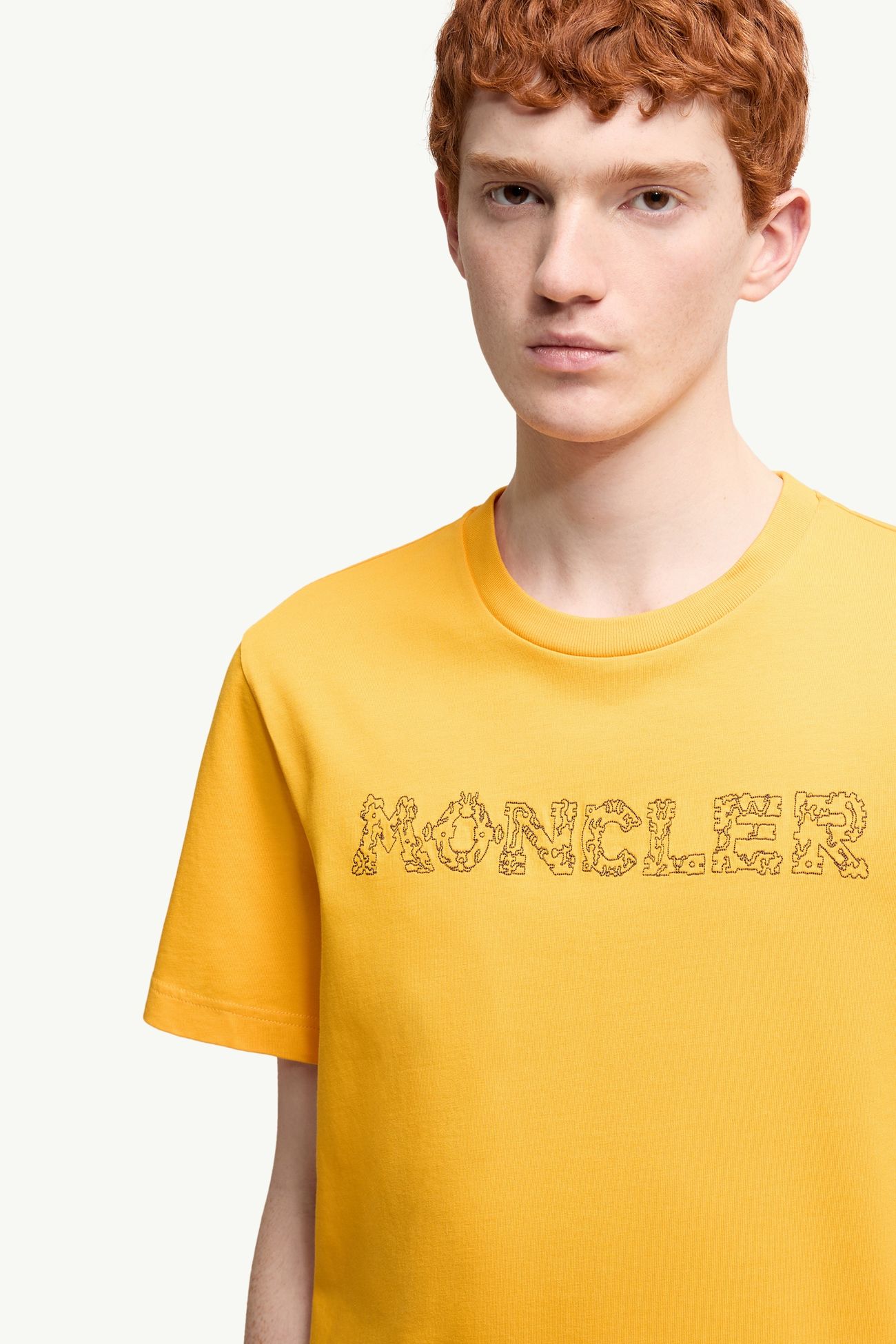 男士太空刺绣标识棉质T恤 男士 黄色 Moncler 5