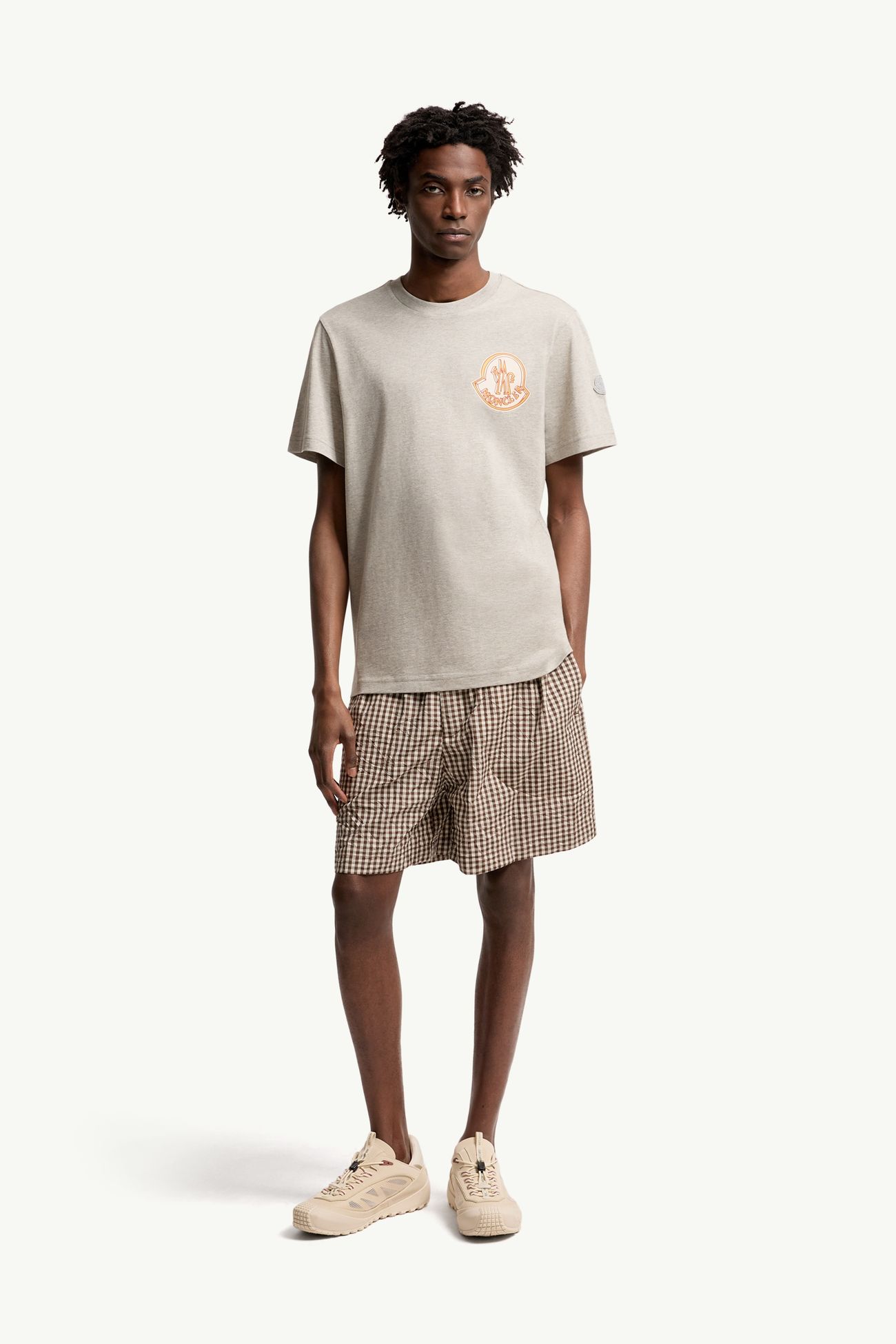 ライトグレー Tシャツ : Tシャツ＆ポロシャツ 向けの メンズ 