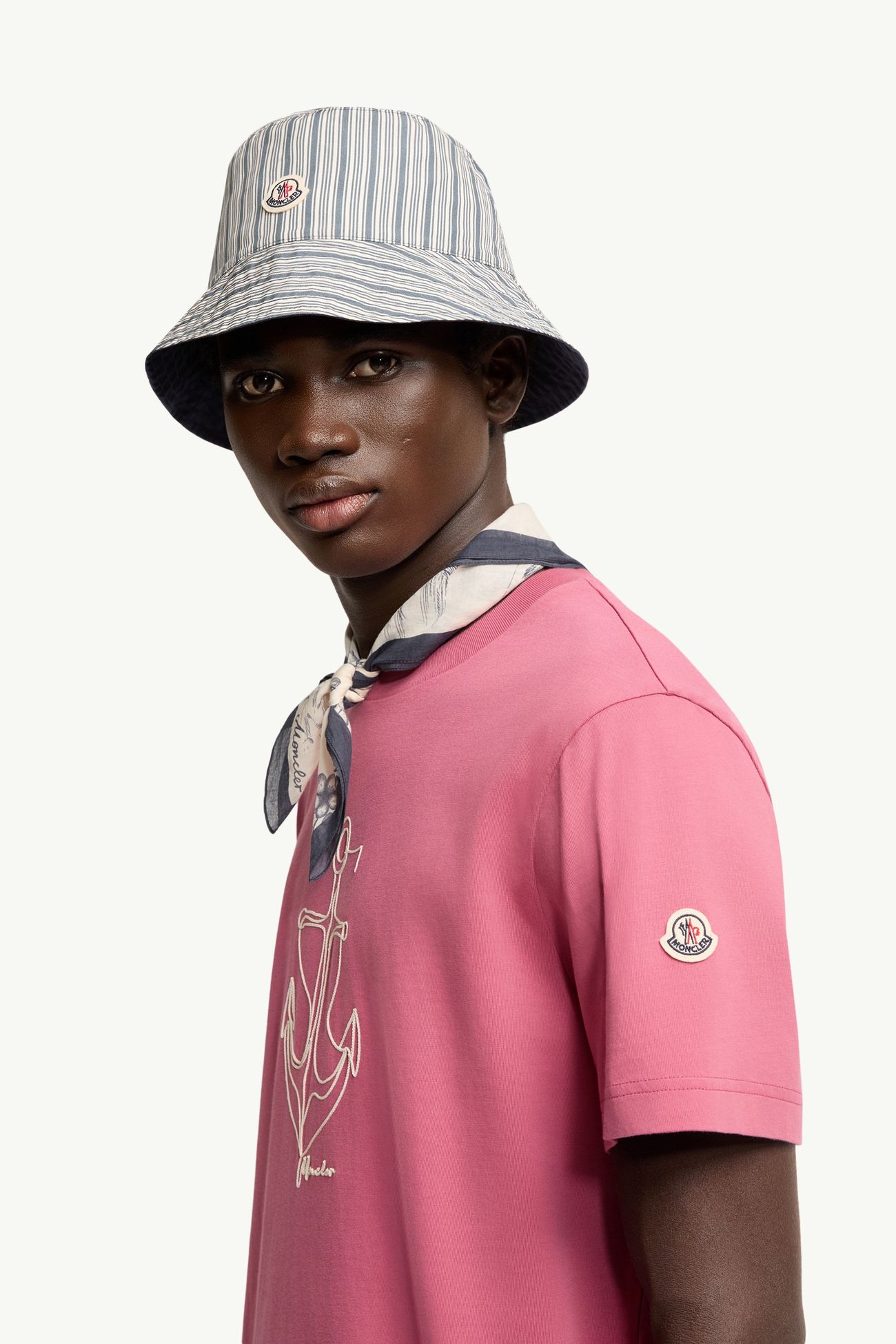 Besticktes T-Shirt aus Baumwolle Herren Violett Moncler 1