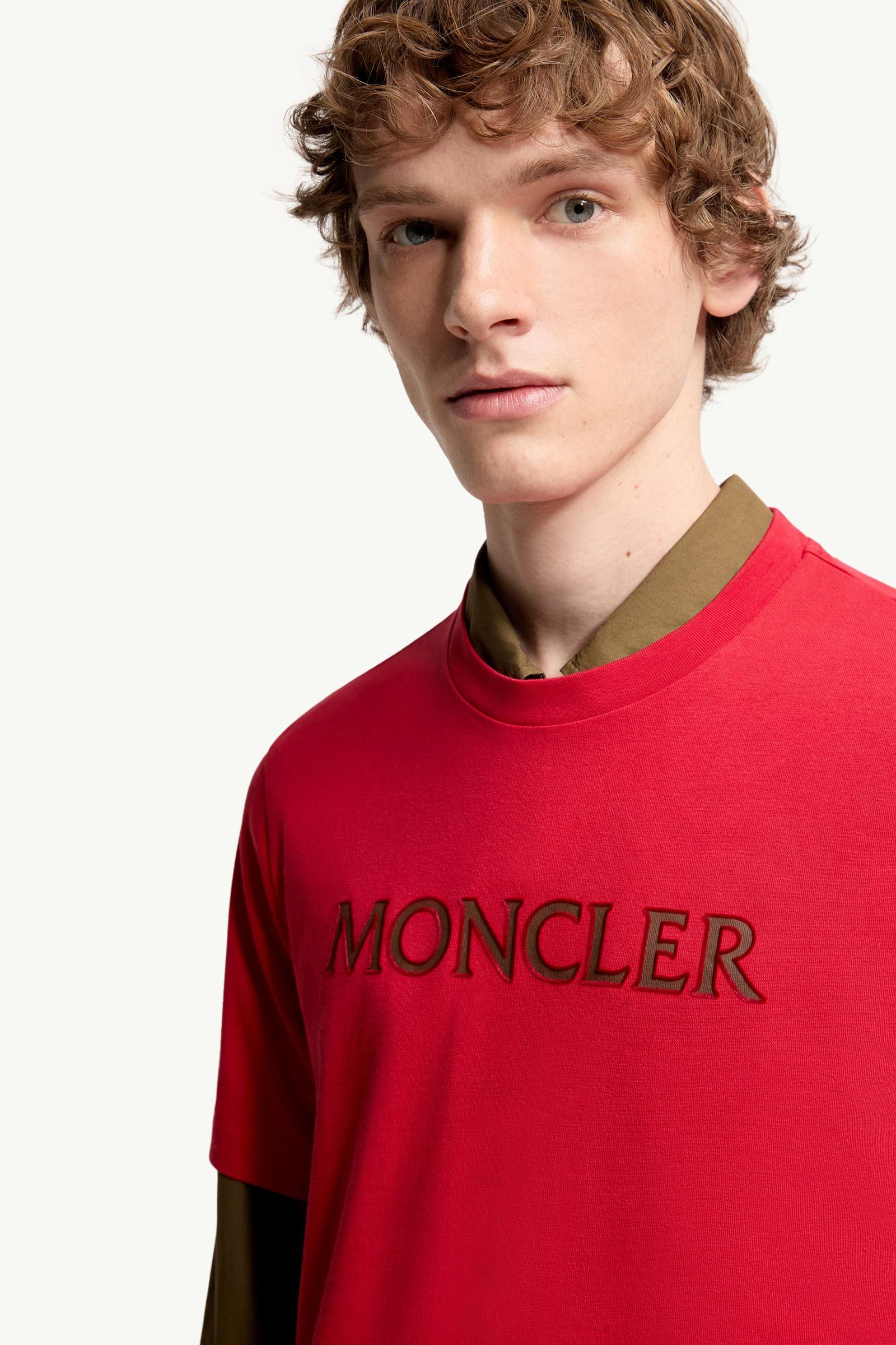 レッド Tシャツ : Tシャツ＆ポロシャツ 向けの メンズ | モンクレール