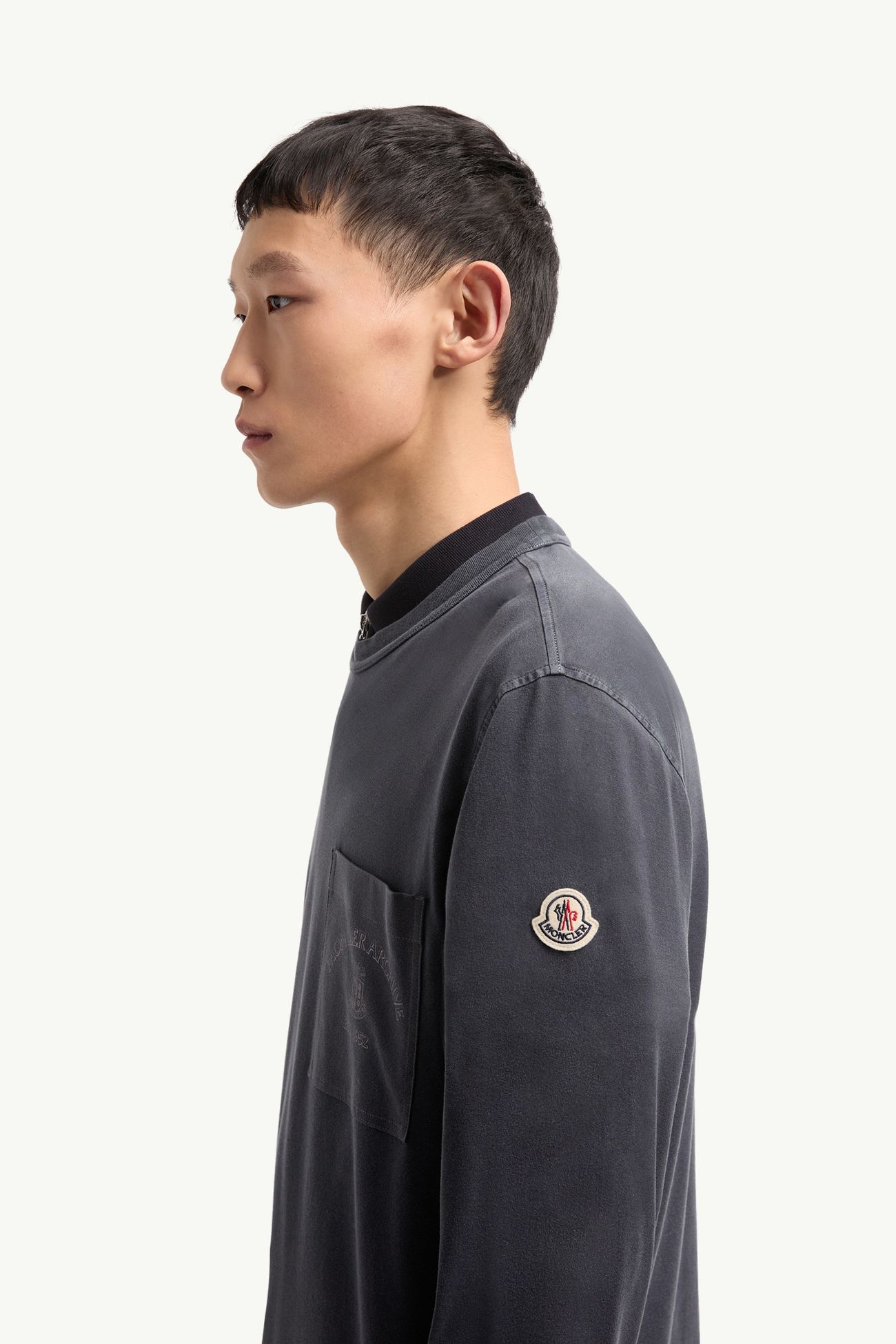 Rowing Logo Long Sleeve Cotton T-Shirt Men Navy Blue Moncler 1