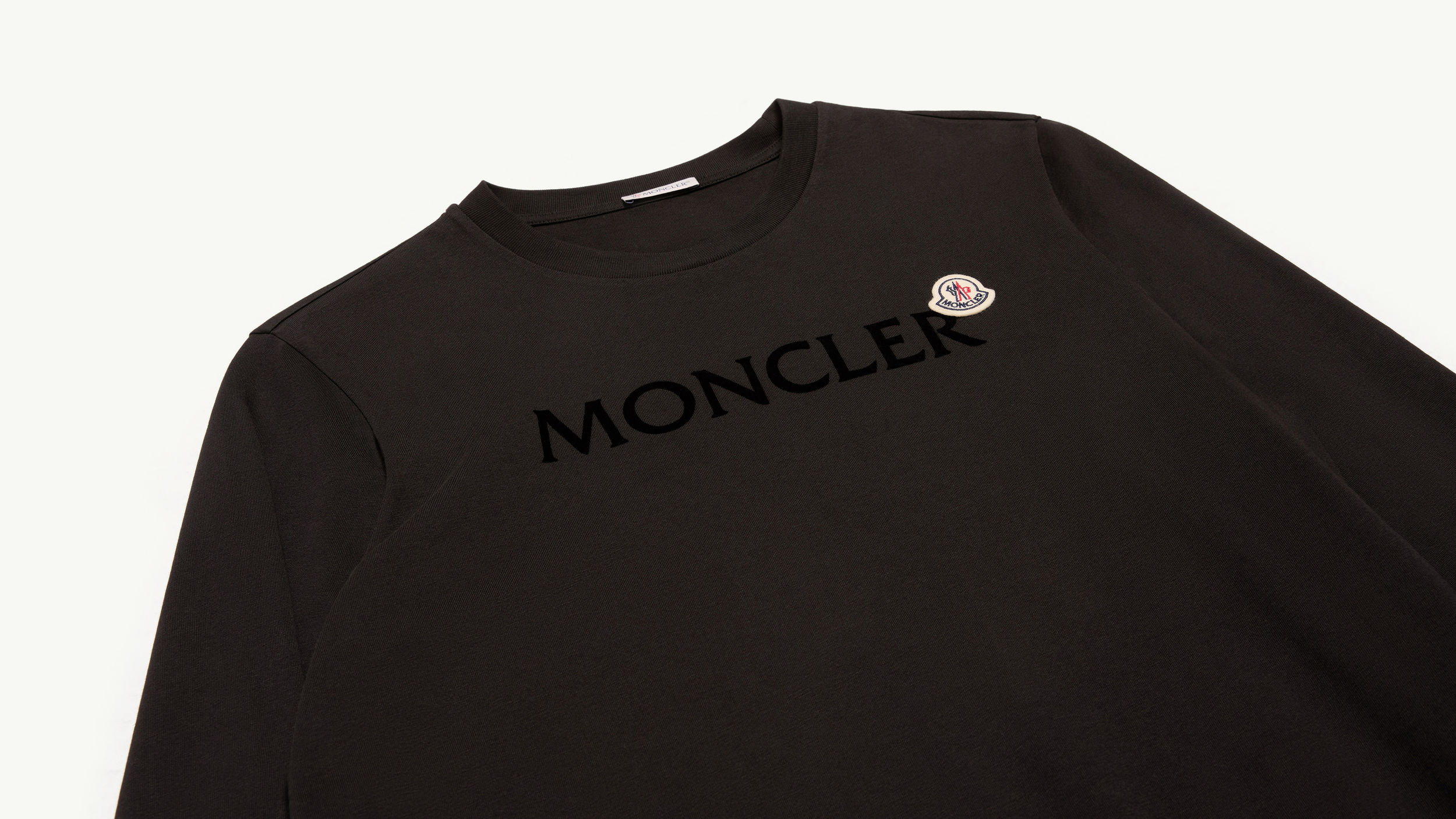 Slide 1 - Charakteristische Akzente