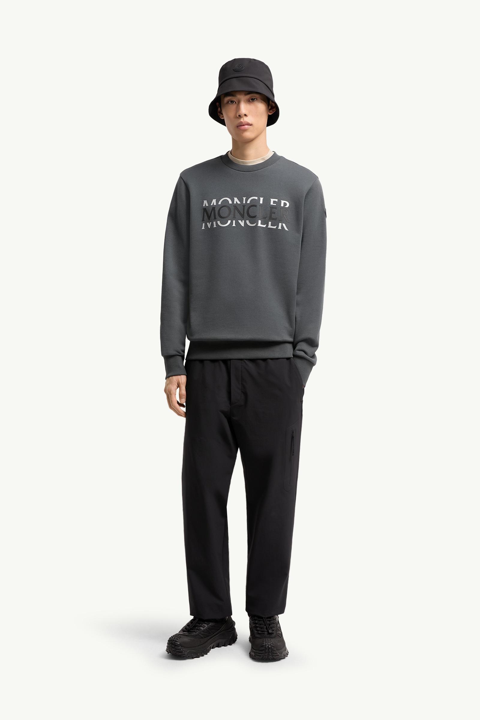 ダークグレー Tシャツ : Sweatshirts 向けの Men | モンクレール