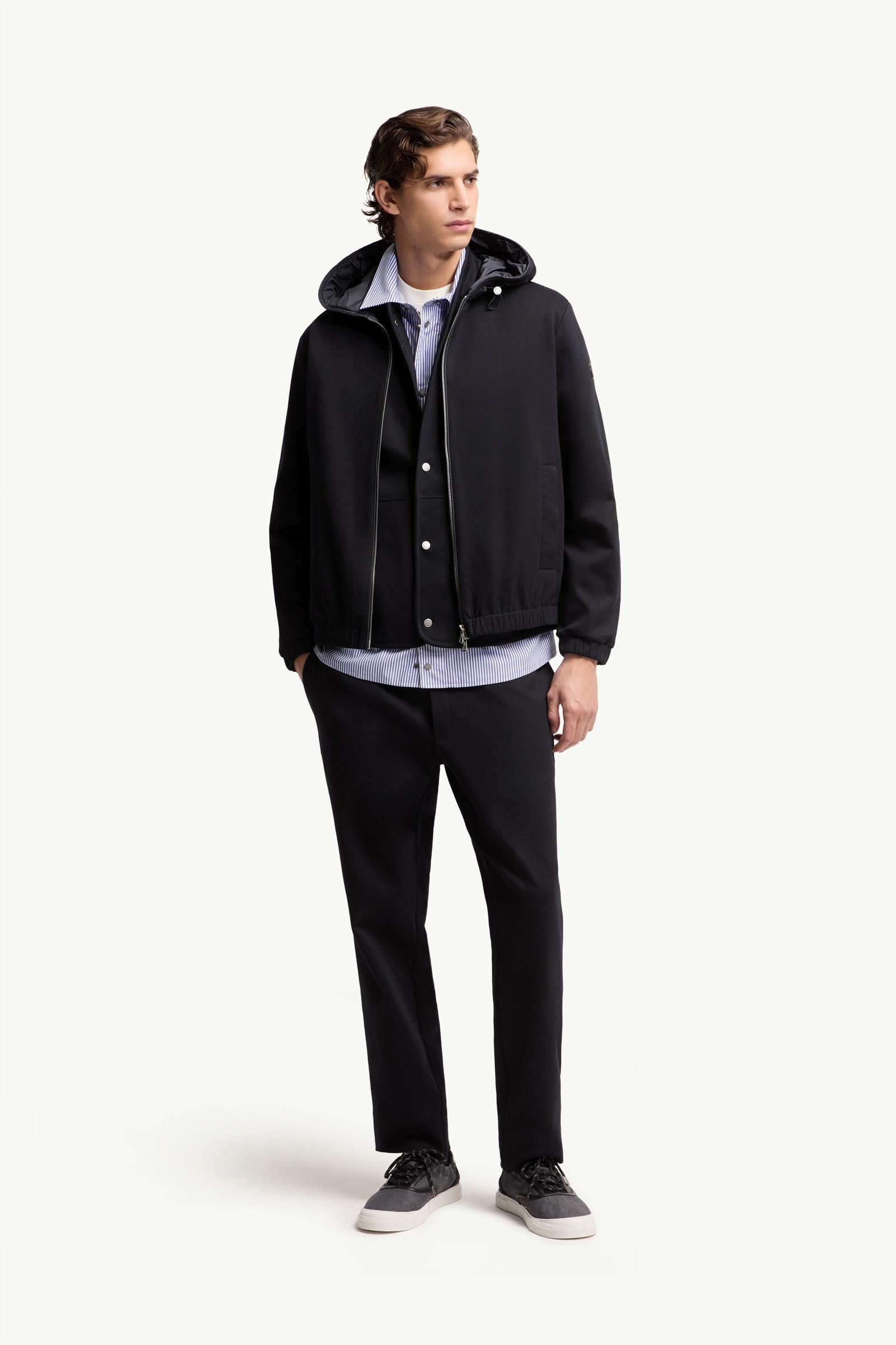 Moncler Cappello nero in lana con logo K29543B00021 main image 1