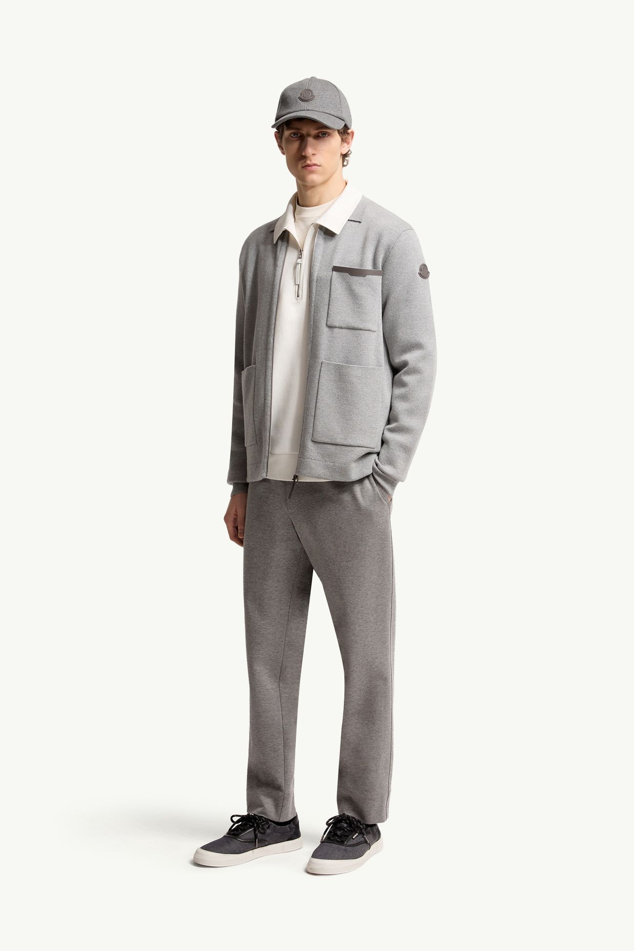 Cardigan zippé en laine à logo en cuir Hommes Gris Moncler 0