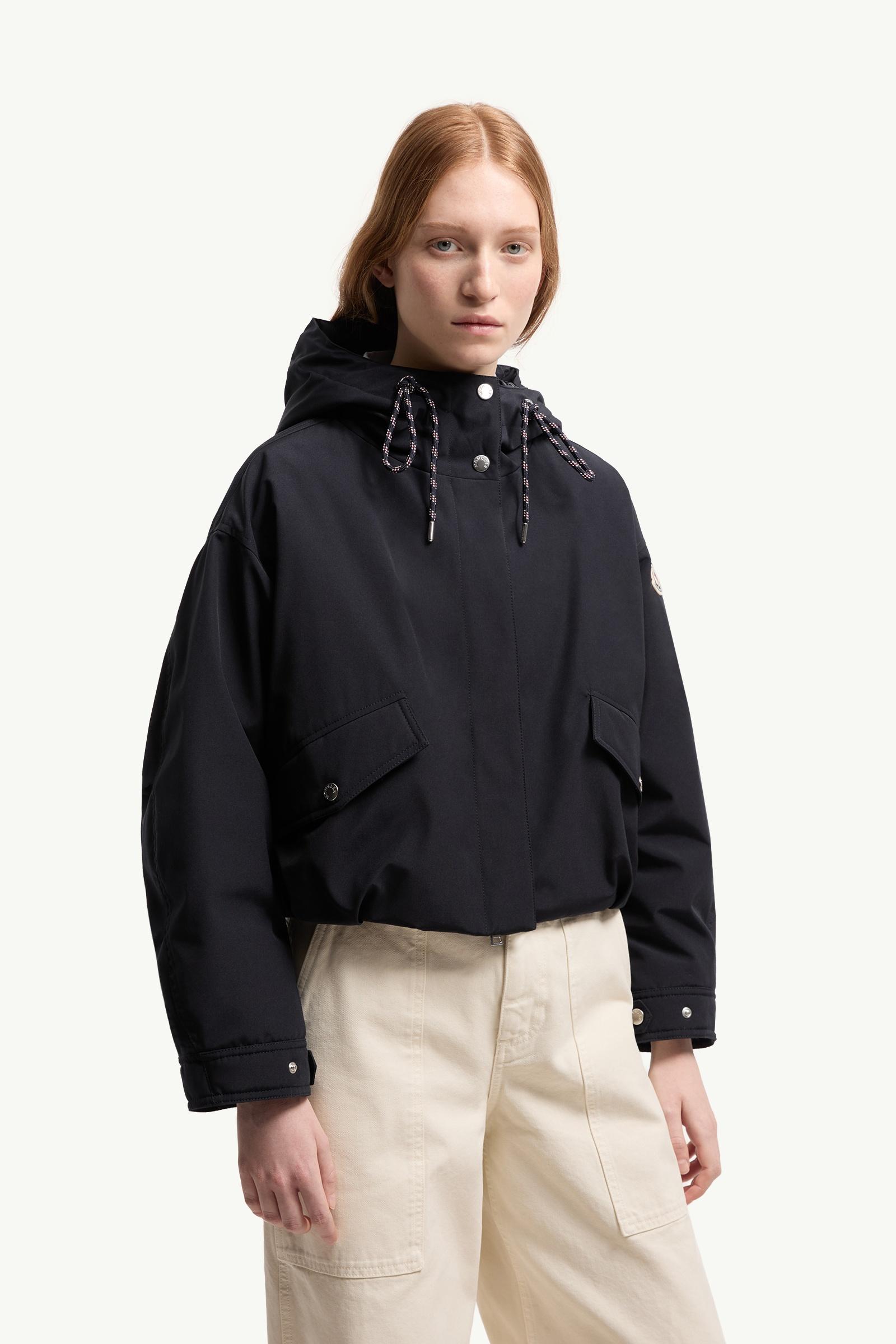 『未使用』MONCLER EUCALYPTUS ダウンジャケット レディース 0 MONCLER(モンクレール) Eucalyptus ショートダウンジャケット