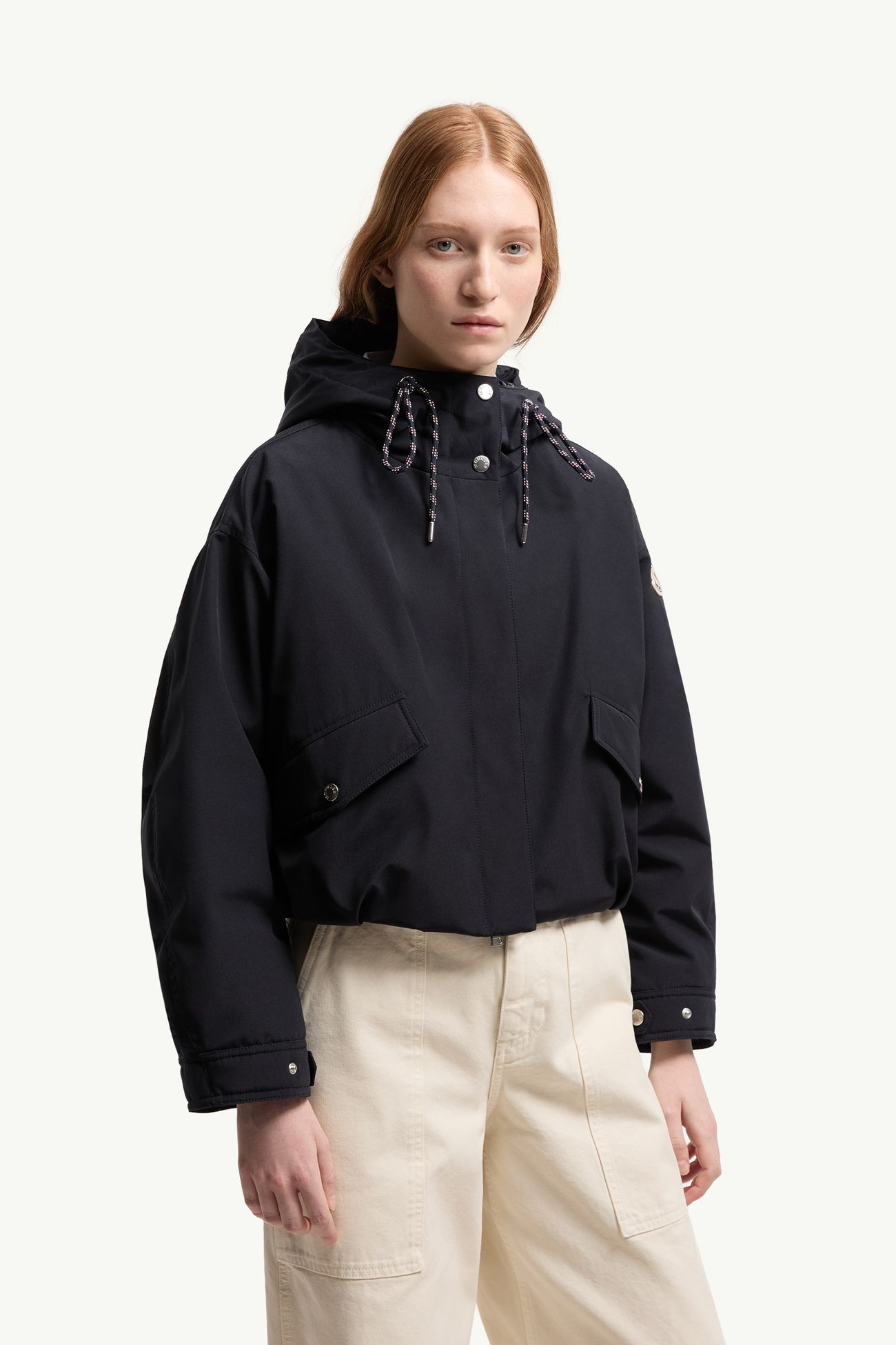 Eucalyptus kurze Daunenjacke mit Kapuze Damen Navyblau Moncler 3