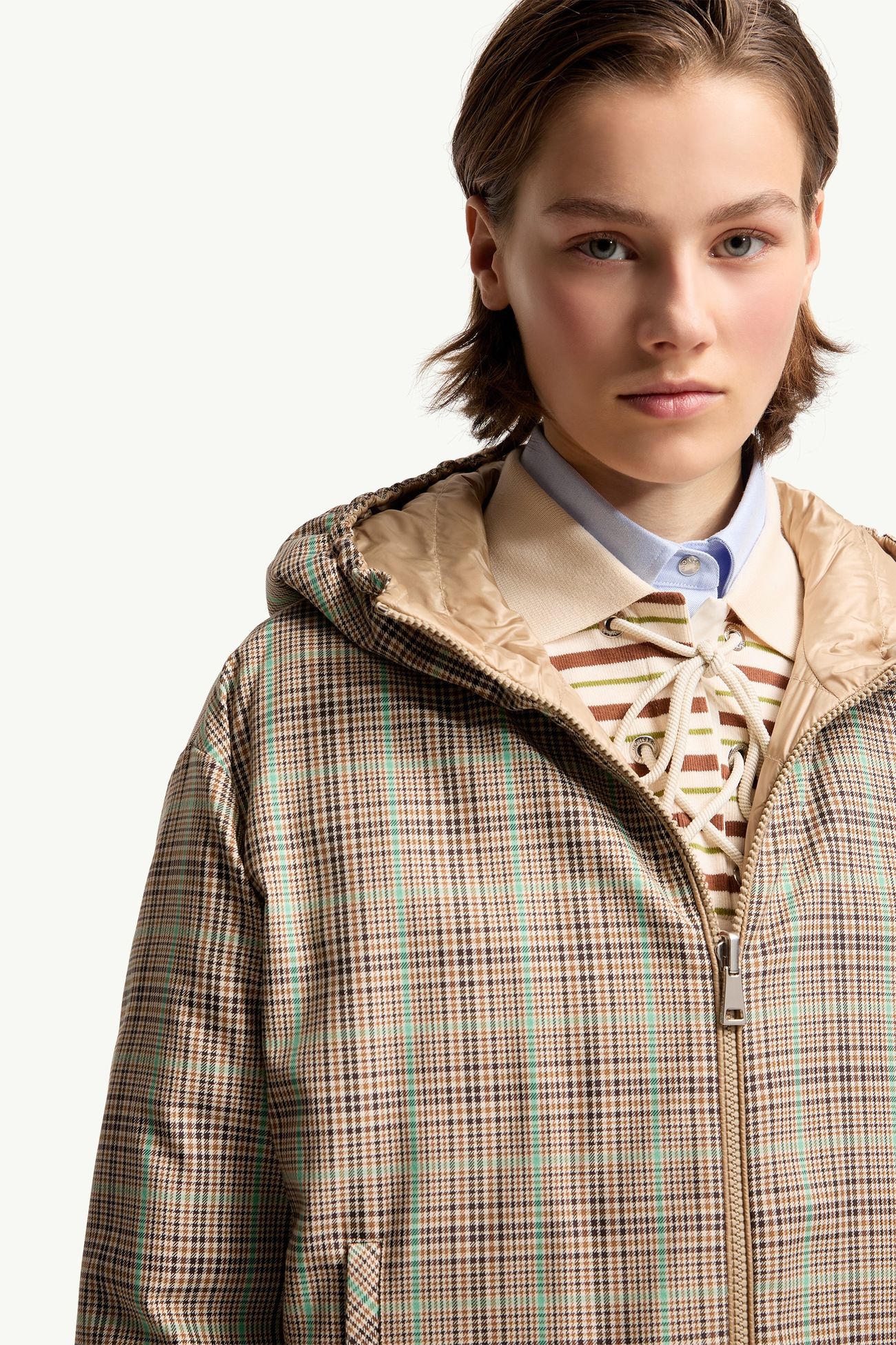 Grimpante kurze wendbare Daunenjacke mit Kapuze Damen Hellbraun Moncler 8