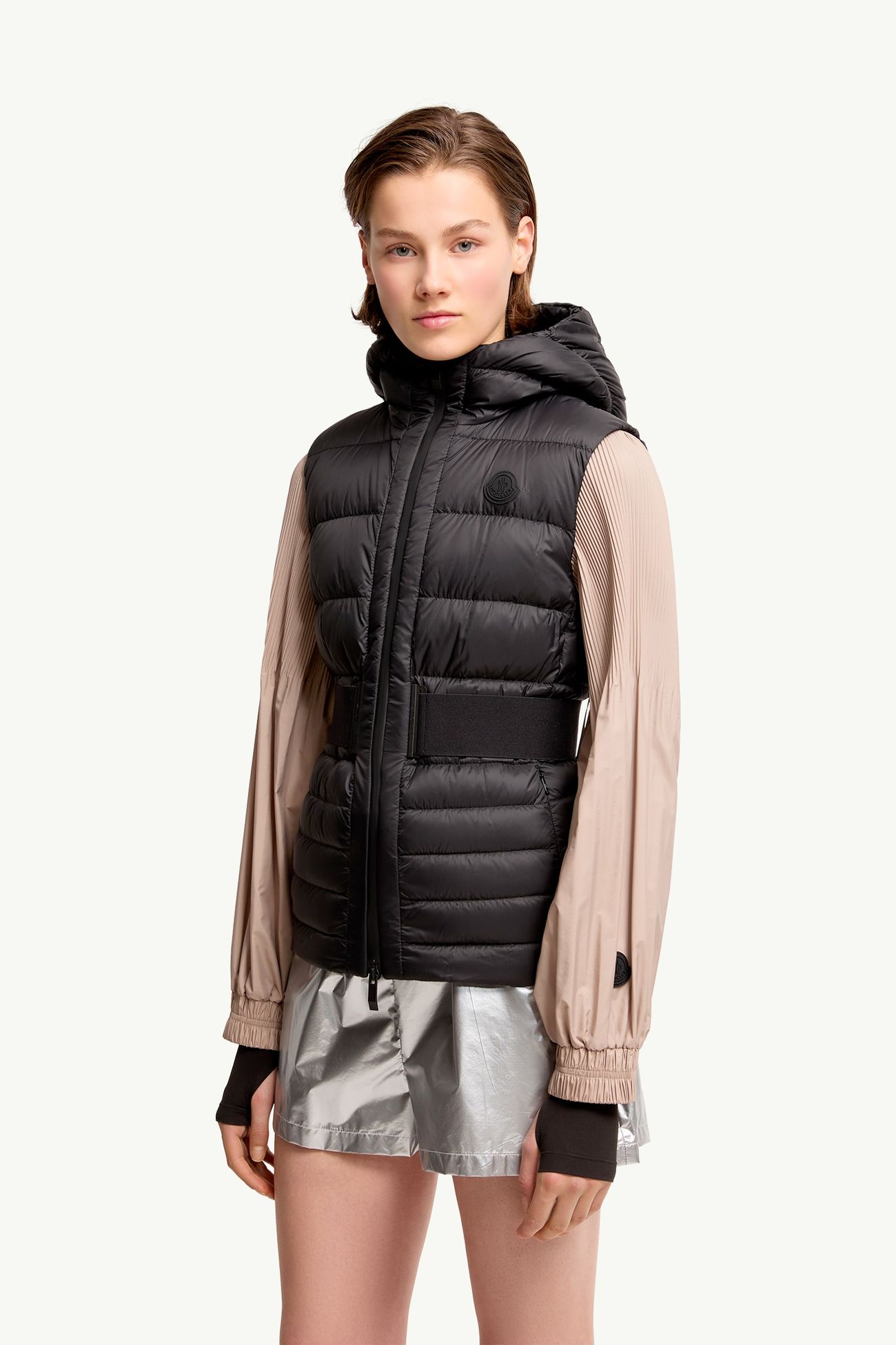 Gilet imbottito in piuma con cappuccio Melia Donna Nero Moncler 3