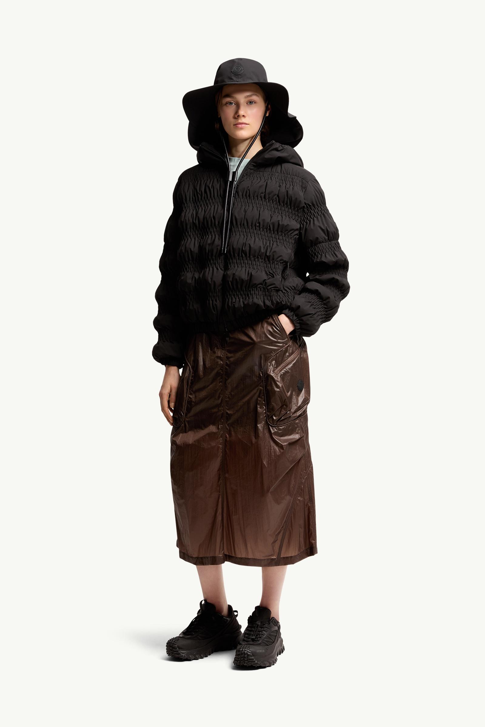 Noyer Gather-Quilted Hooded Short Down Jacket