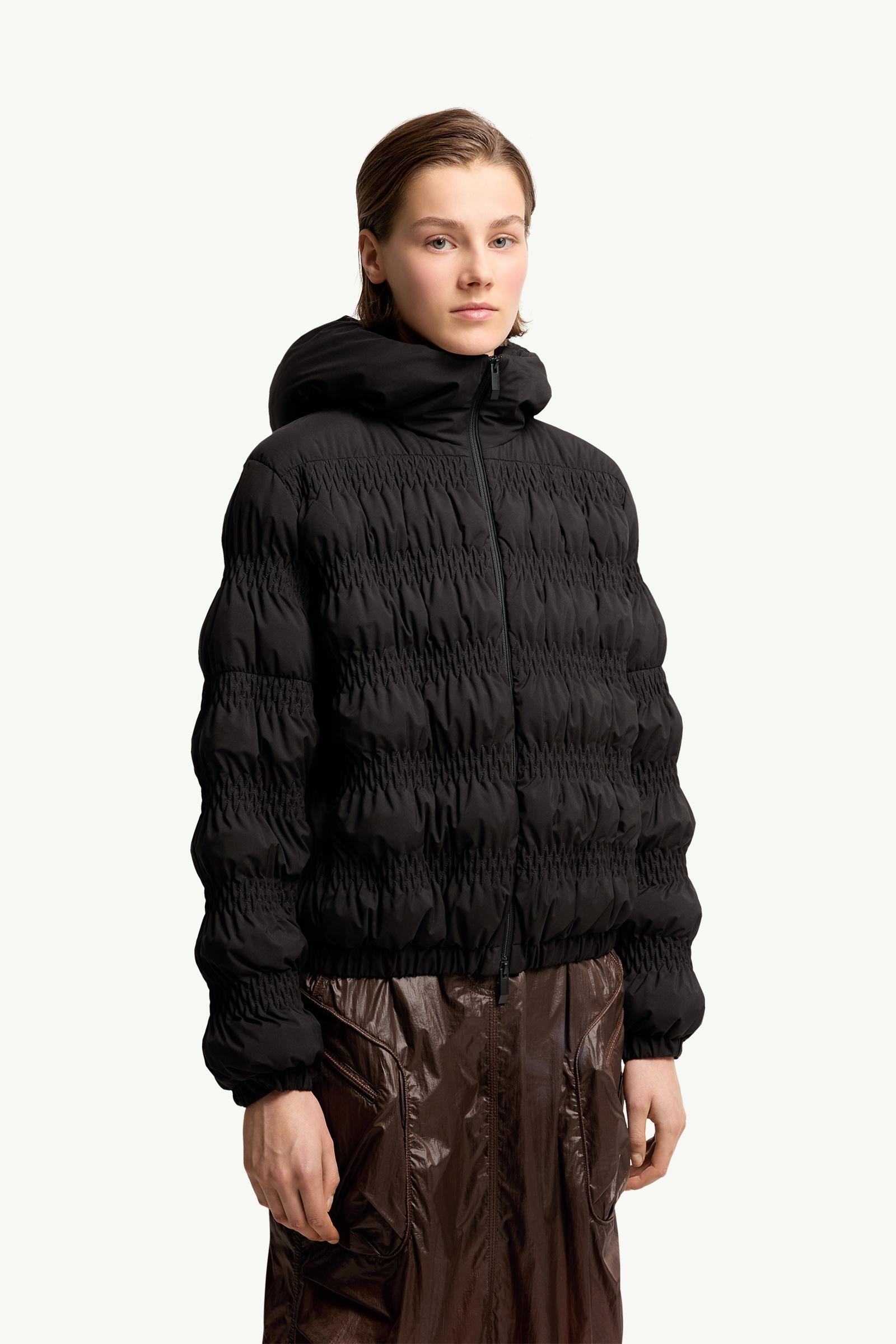 Black Noyer Gather-Quilted Hooded Short Down Jacket - Short Down