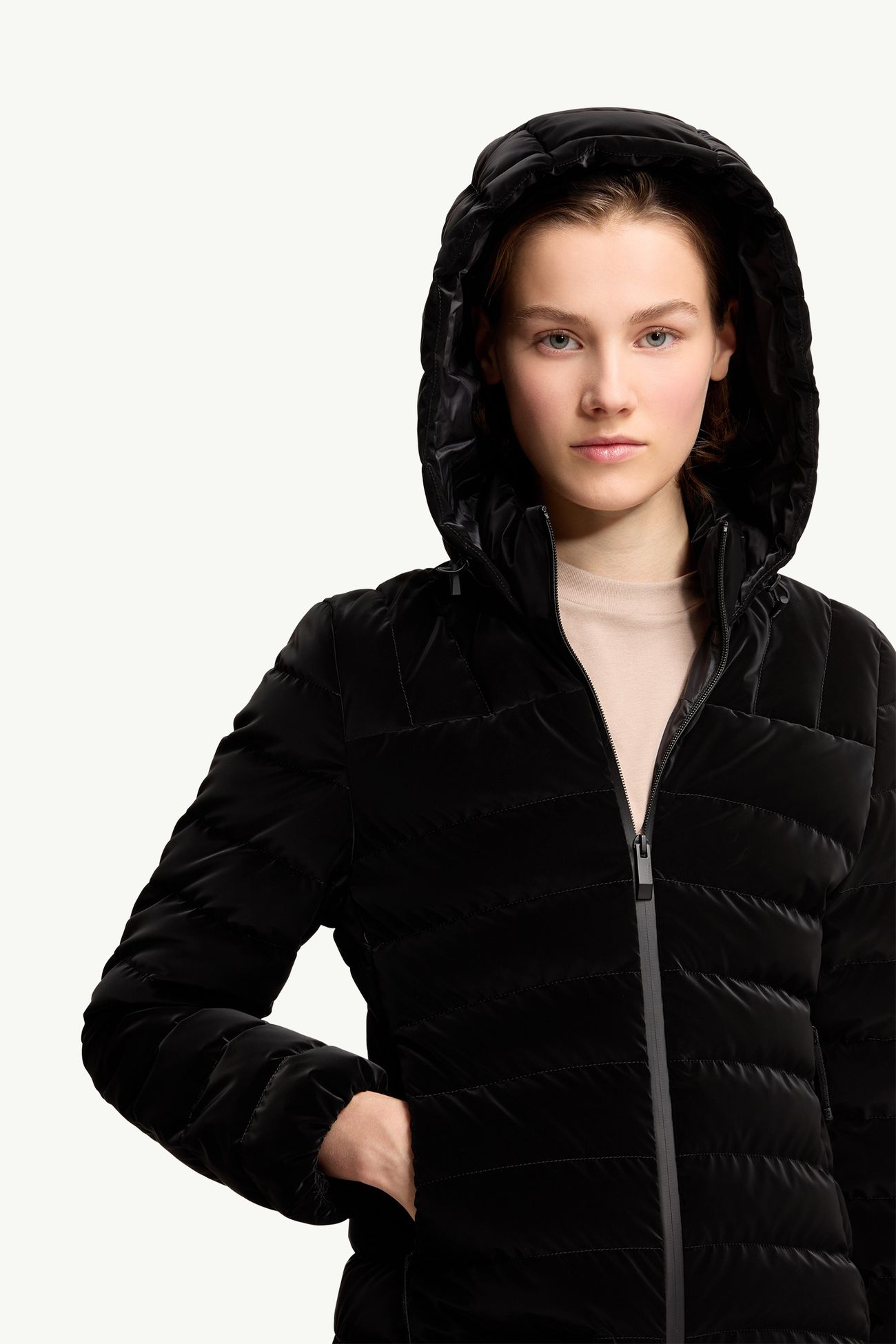 Trèfle連帽短身羽絨外套 女士 黑色 Moncler 5