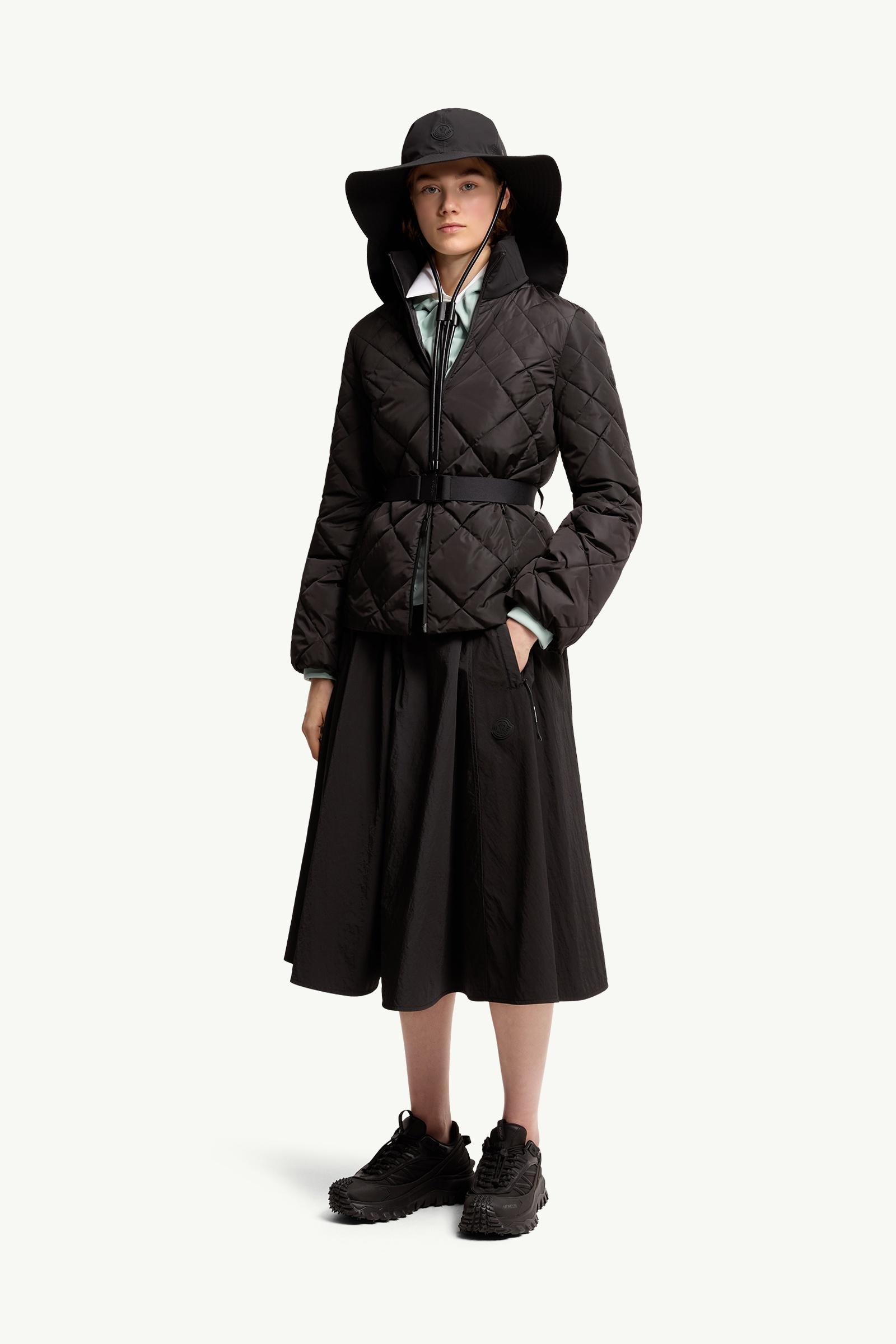 Black Balsamine Geometric-Quilted Short Down Jacket - Short Down