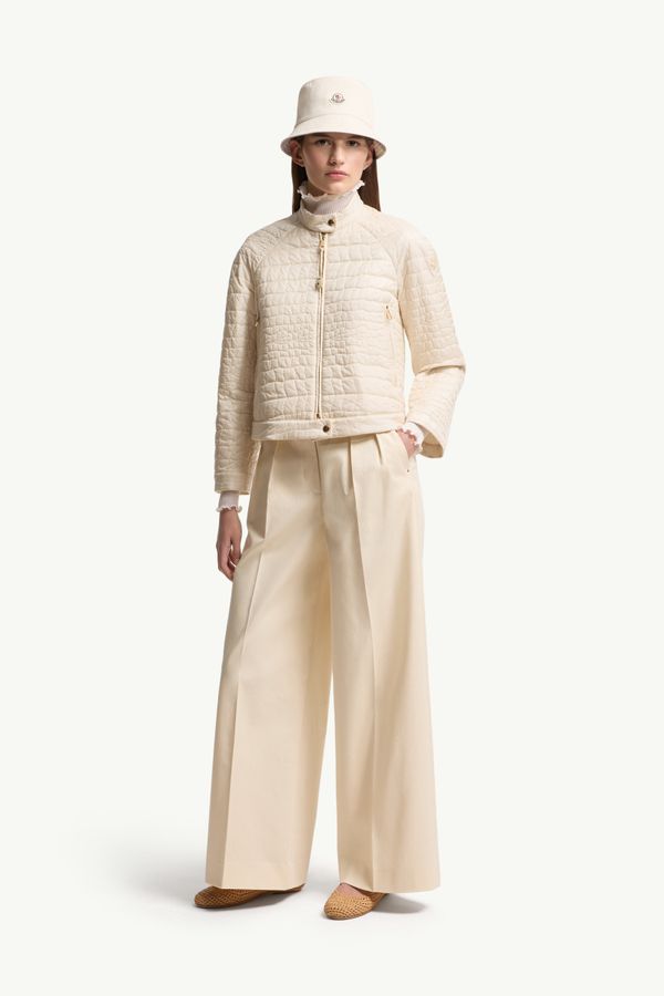 Plumífero corto con acolchado geométrico Aubrieta Mujer Beige Claro Moncler 0