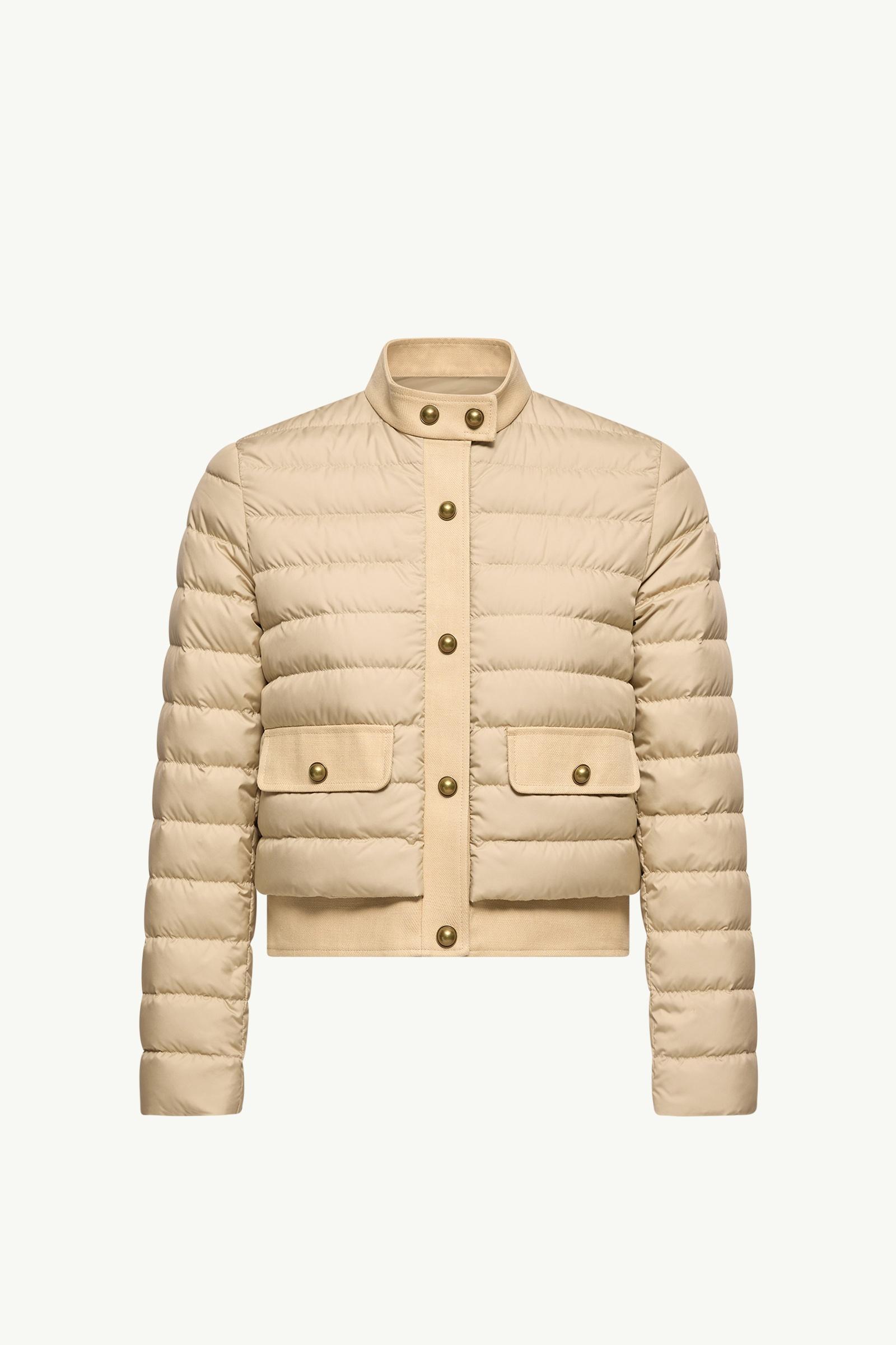 https://moncler-cdn.thron.com/api/v1/content-delivery/shares/dpx6uv/contents/L10931A0005854AQE20X_F/image/L10931A0005854AQE20X_F