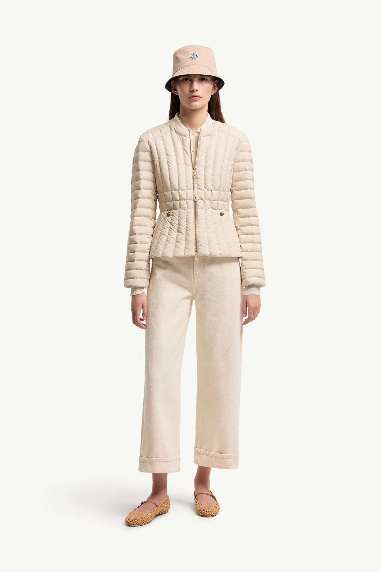 Menthe女士垂直绗缝短款羽绒夹克外套 女士 浅米色 Moncler 0