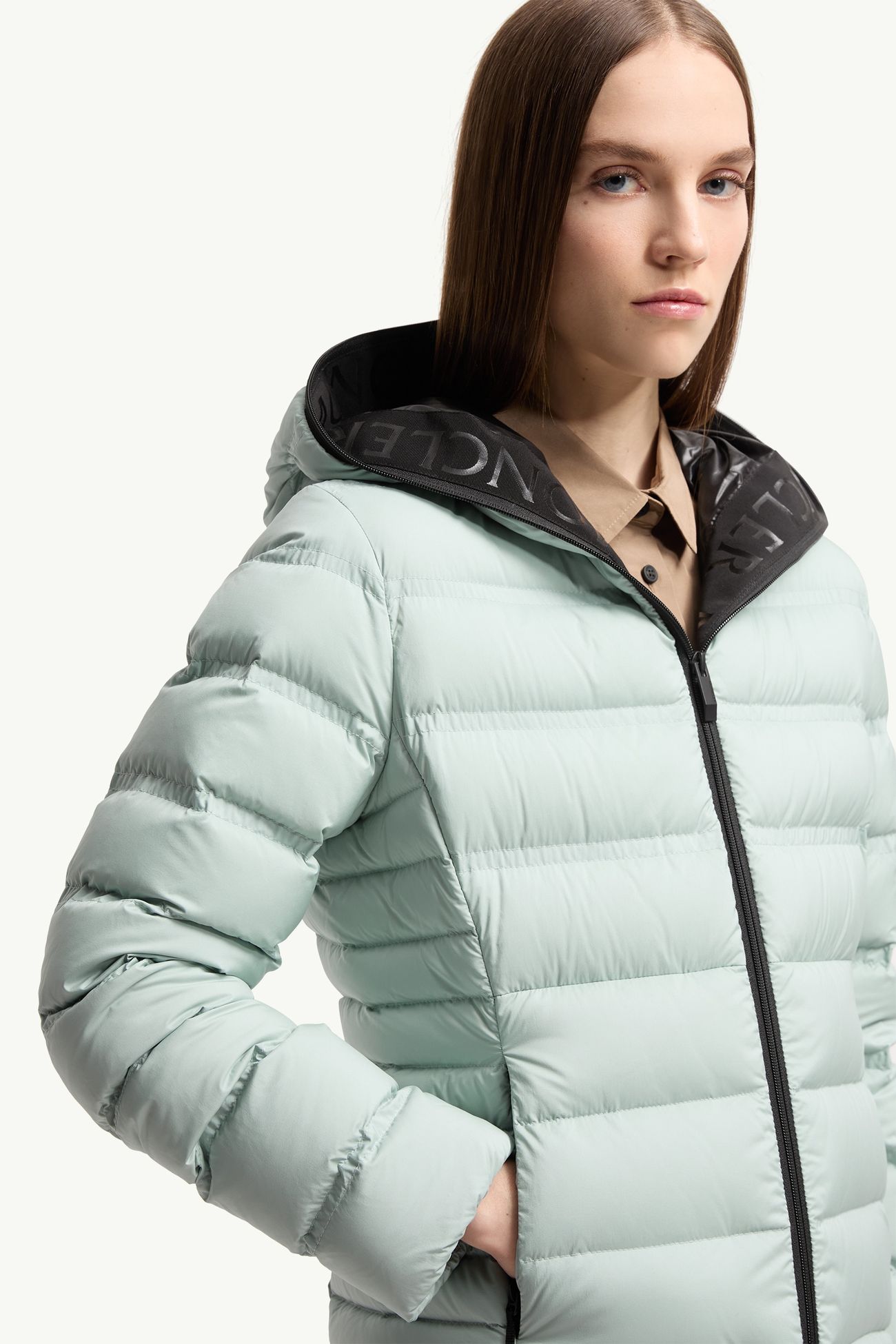 Piumino corto Alete con cappuccio Donna Verde Acqua Moncler 5