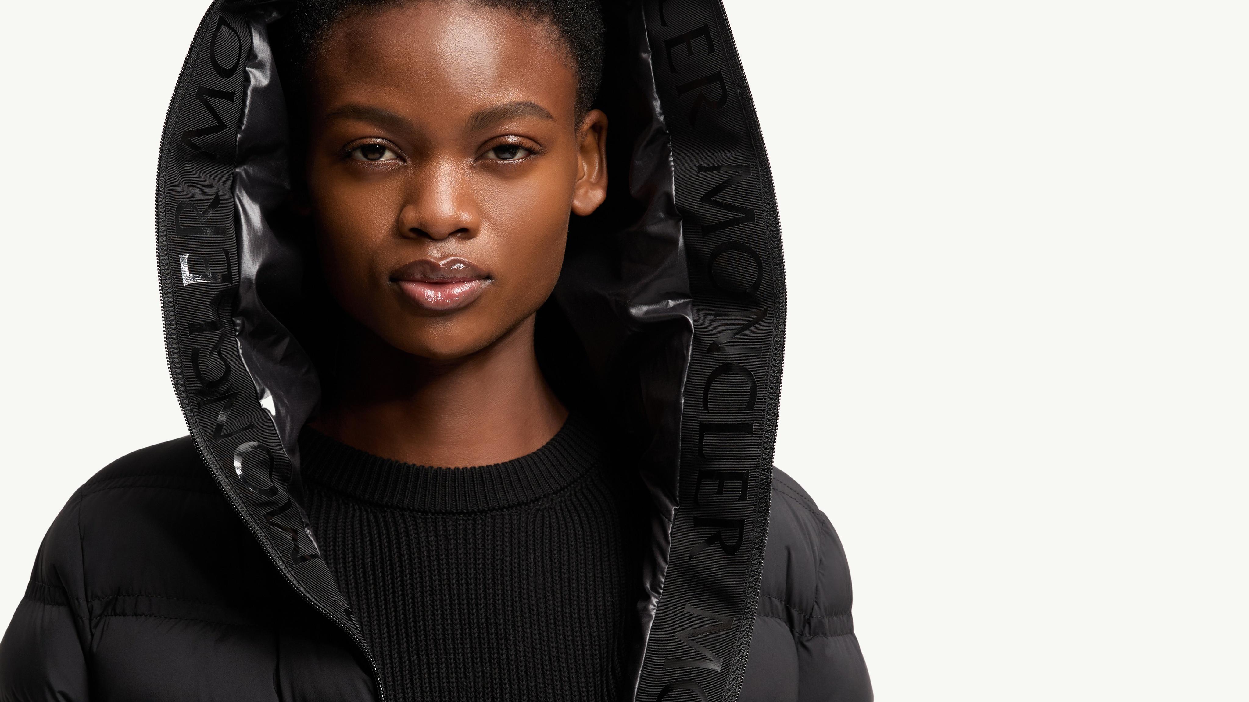 Black Alete Hooded Short Down Jacket - Short Down Jackets for