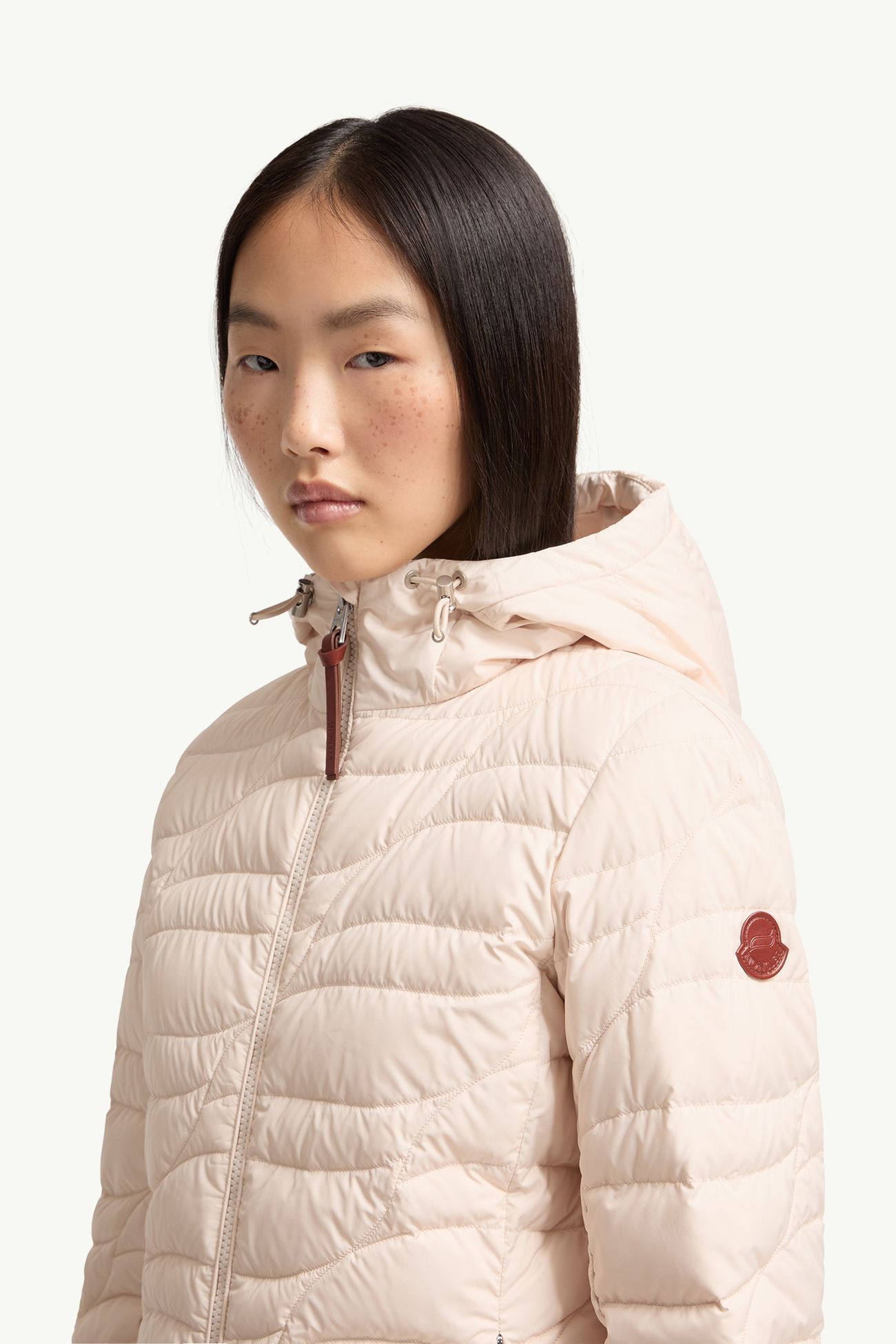 Plumífero corto con capucha Delebiao Mujer Beige Claro Moncler 1