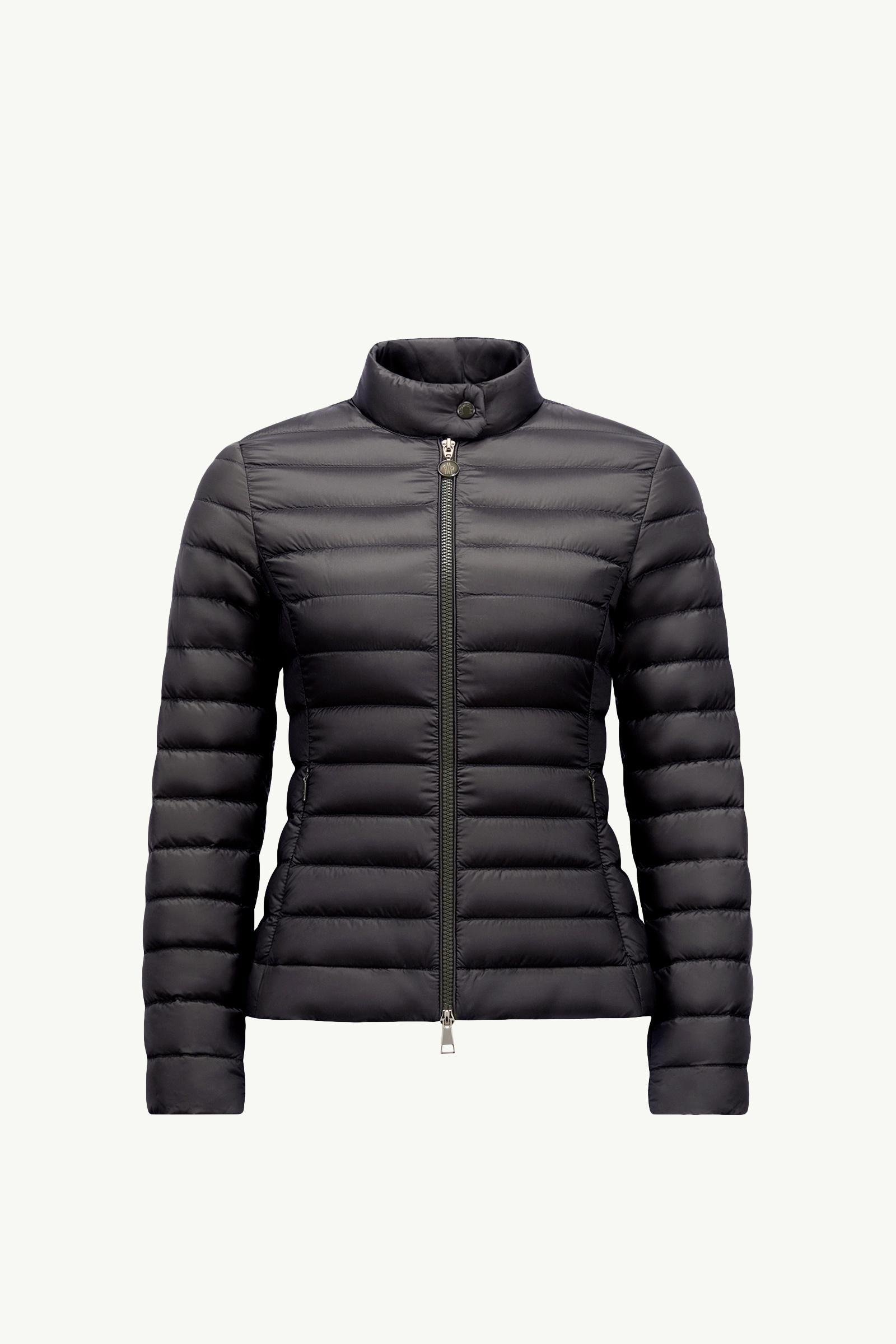 トップス MONCLER XS BLACK Black Igelle Short Down Jacket - Short Down Jackets for Women