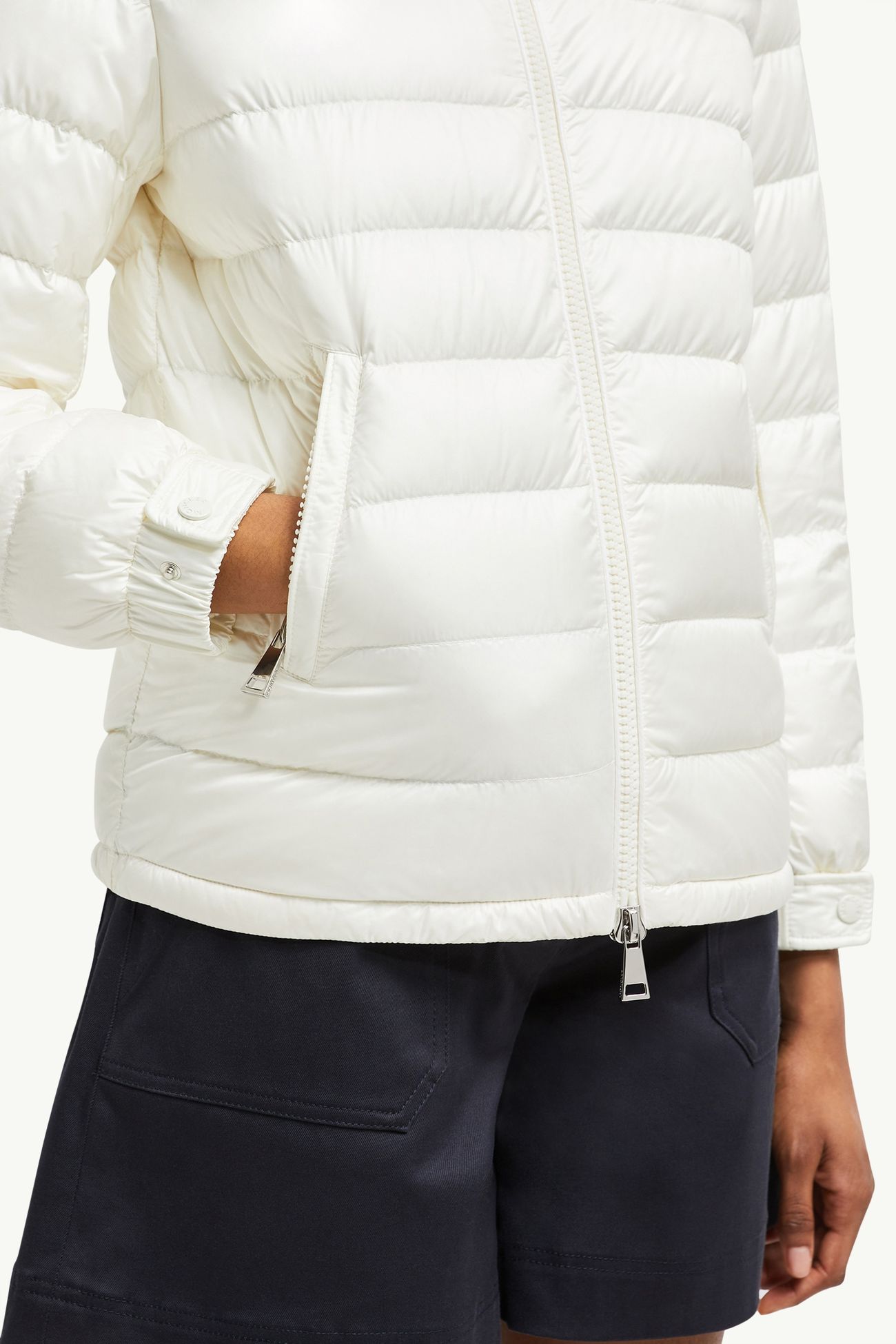 Doudoune courte à capuche Dalles Femmes Blanc Moncler 5
