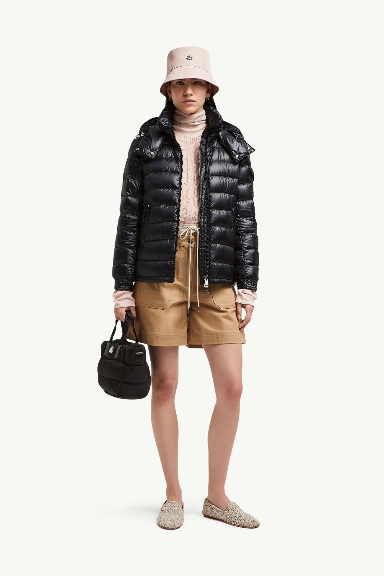 Doudoune courte à capuche Dalles Femmes Noir Moncler 0