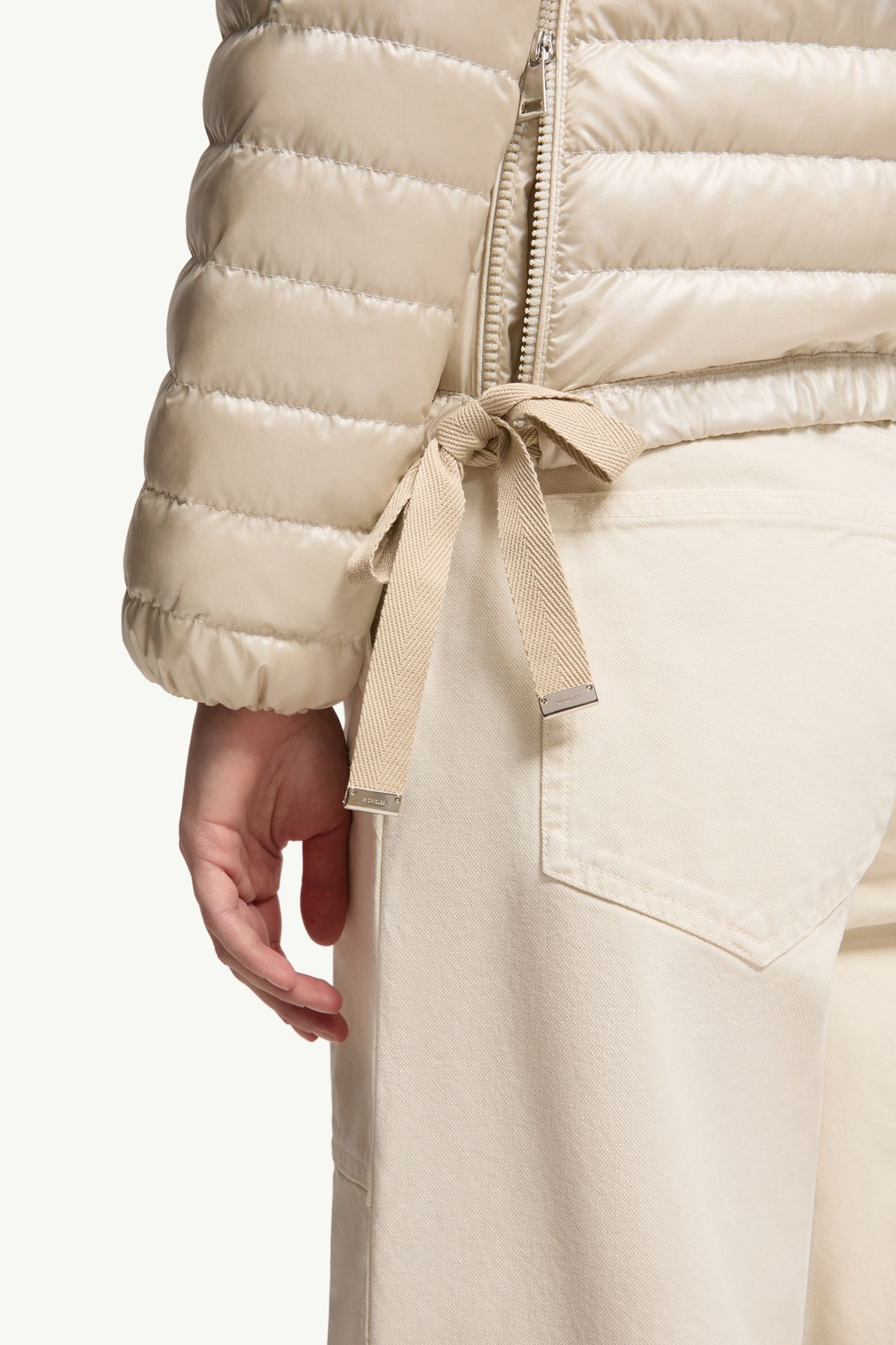 Azalee kurze Daunenjacke Damen Weiß Moncler 5