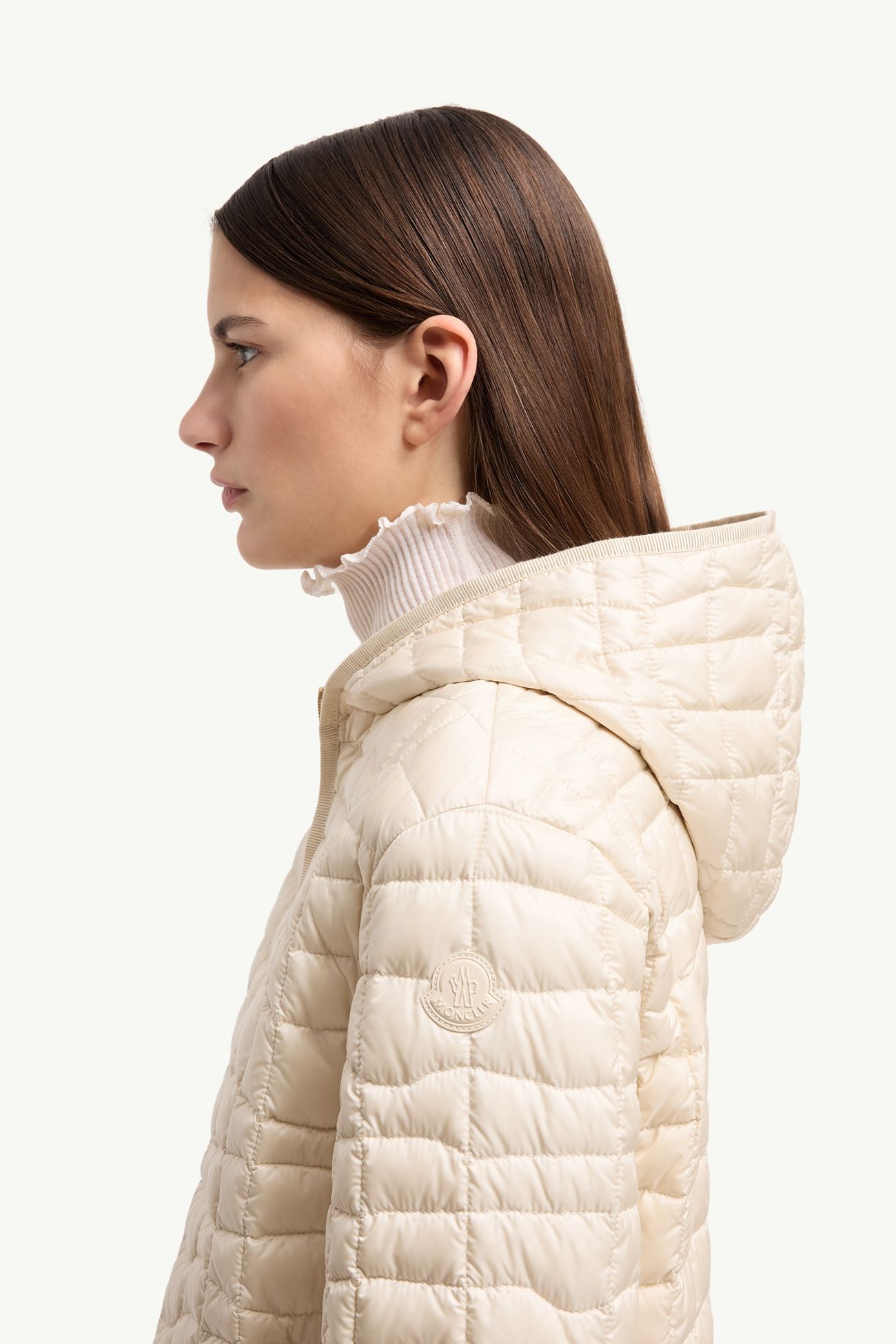 Eglantier geometrisch gesteppte kurze Daunenjacke mit Kapuze Damen Hellbeige Moncler 1