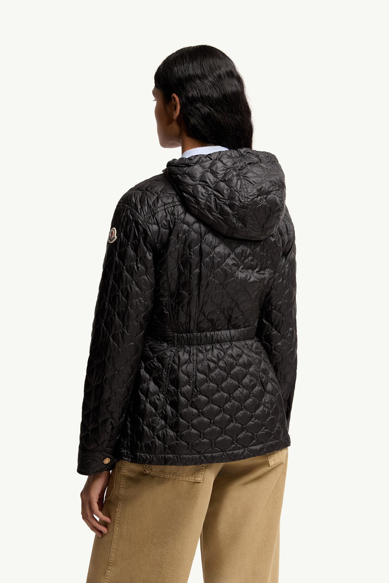 Plumífero de largo medio con capucha Arum Mujer Negro Moncler 4