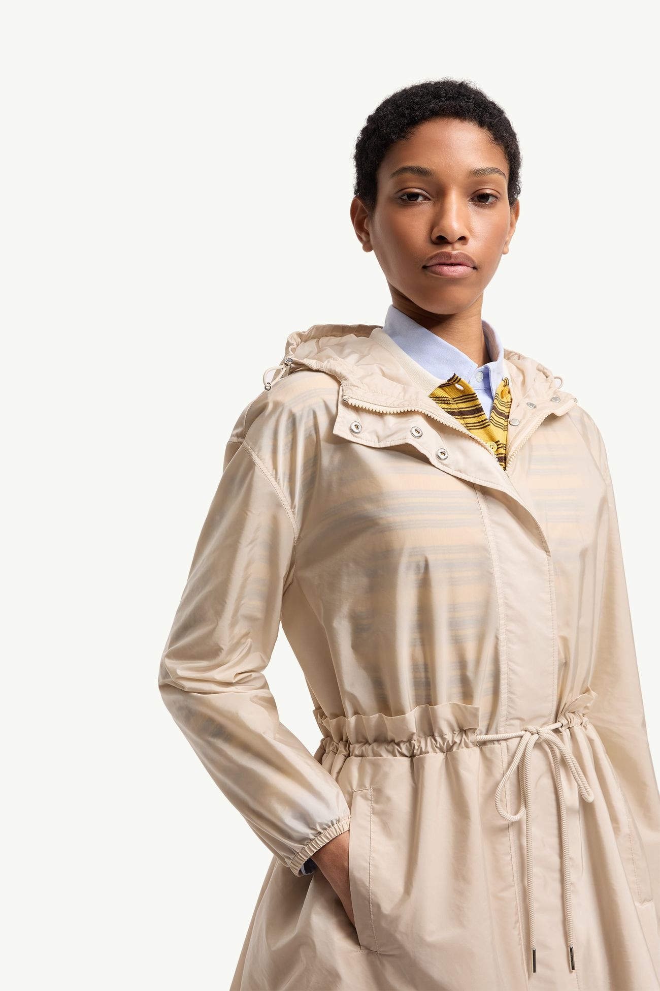 Veste de pluie froncée à capuche Weteau Femmes Beige Clair Moncler 5