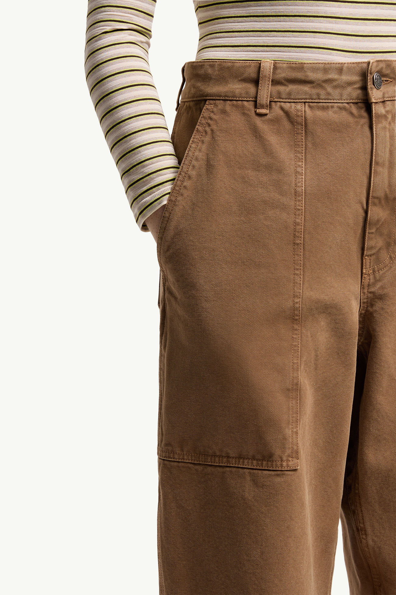 Pantaloni in cotone con logo in pelle Donna Marrone Moncler 5