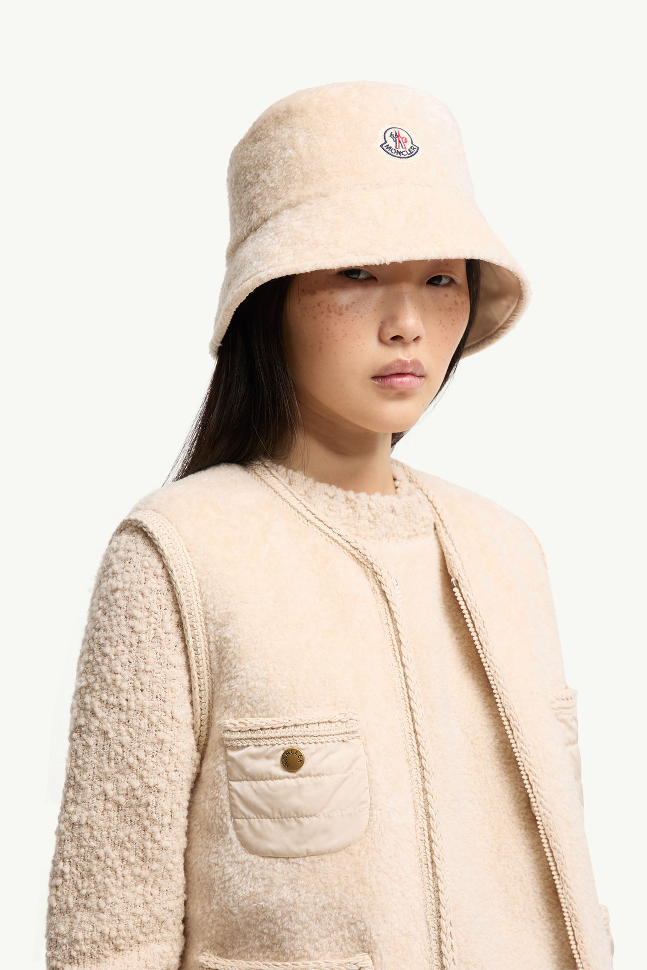Gorro de pescador con efecto peluche Mujer Blanco Marfil Moncler 1