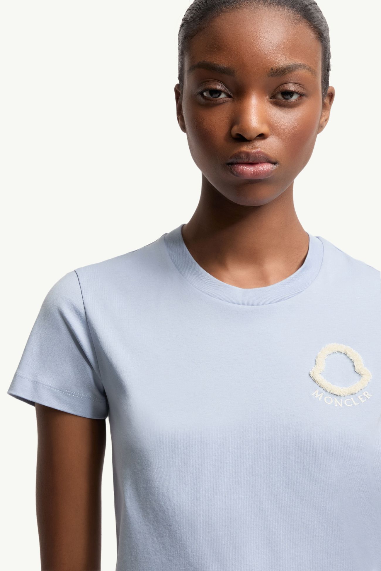 Camiseta de algodón con logotipo bordado Mujer Azul claro Moncler 5