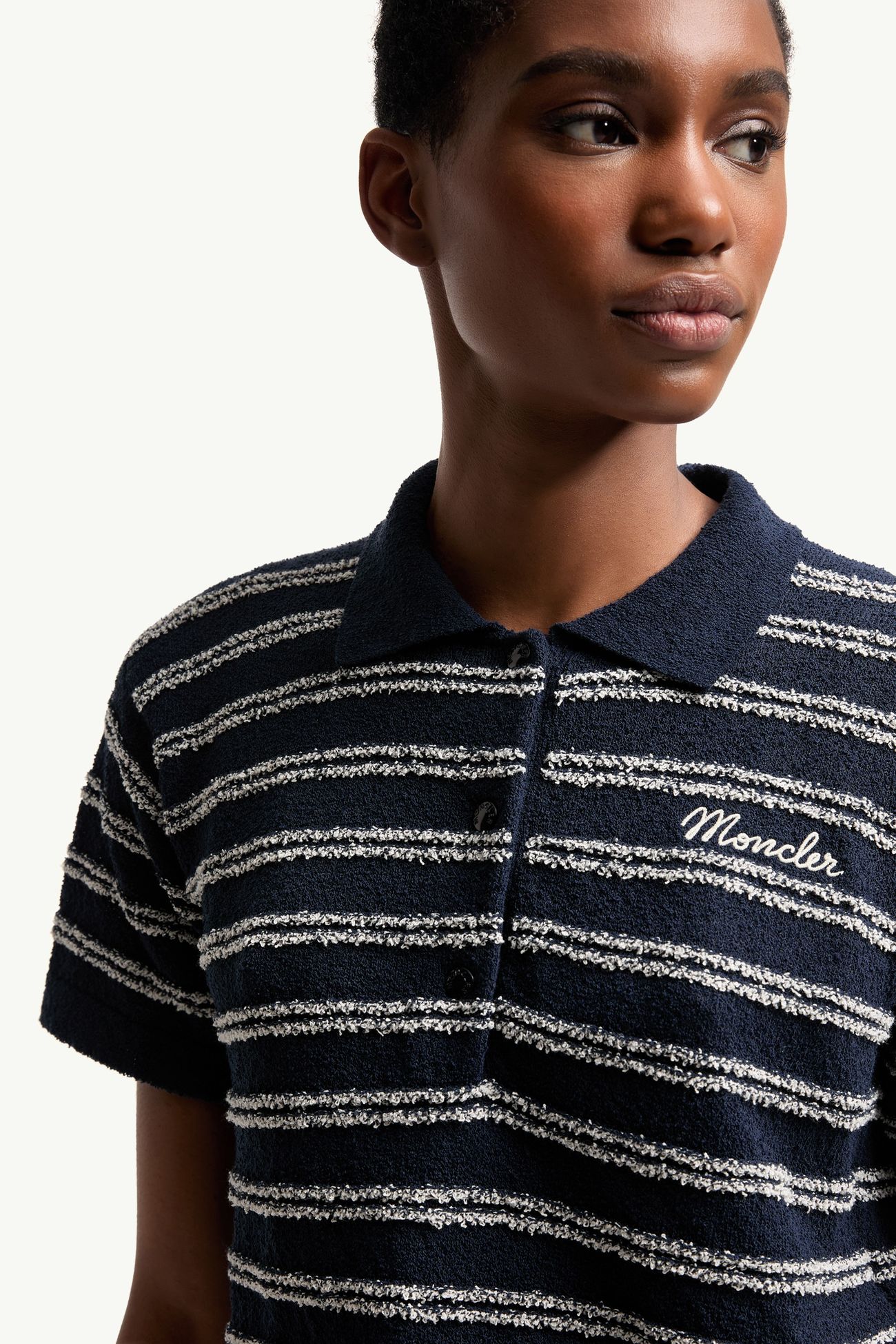Polo en crêpe bouclé de coton mélangé Femmes Bleu marine Moncler 5
