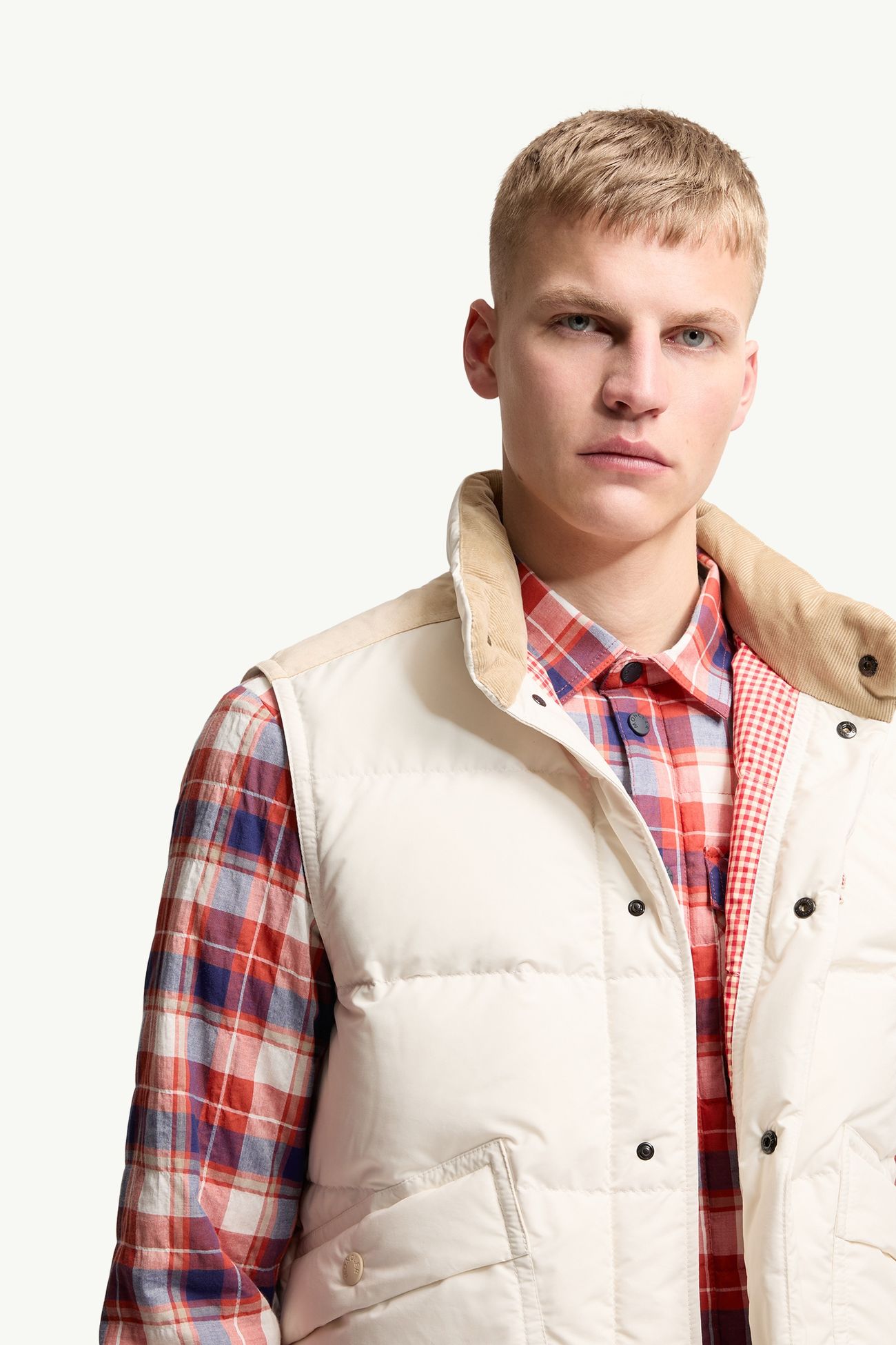 Gilet imbottito in piuma Scais Uomo Bianco Moncler 6