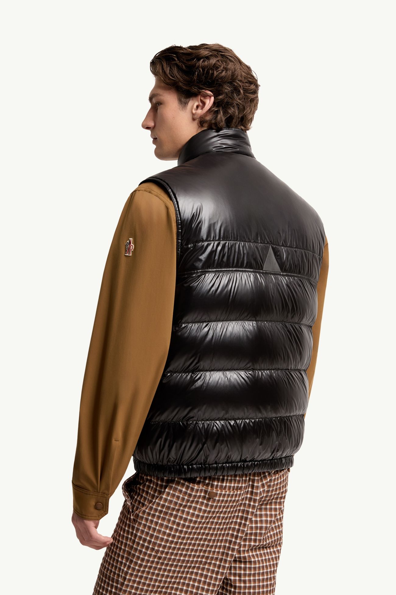 Uychi可收納式羽絨背心 男士 黑色 Moncler 4