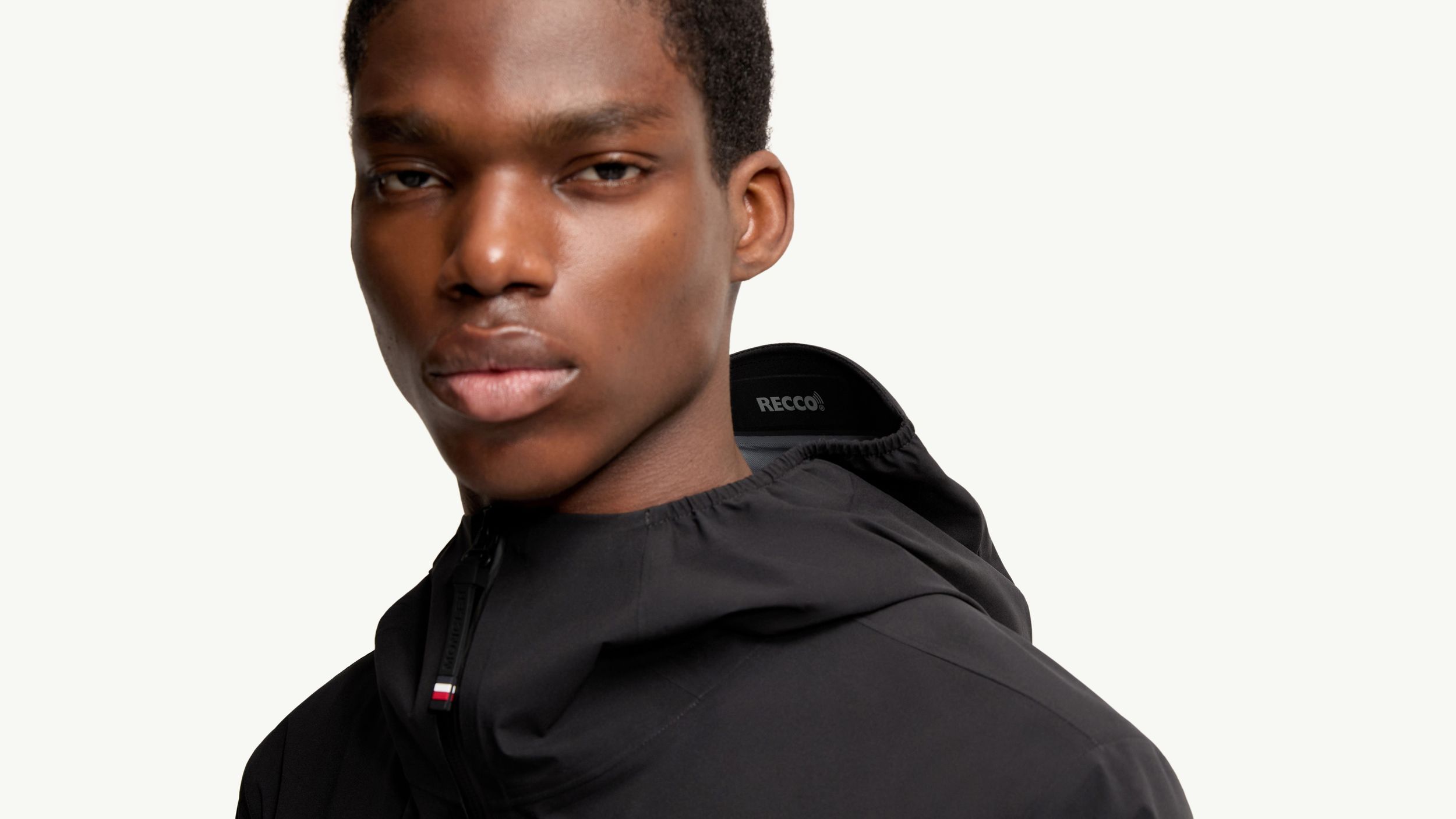 Slide 2 - RECCO®反射器